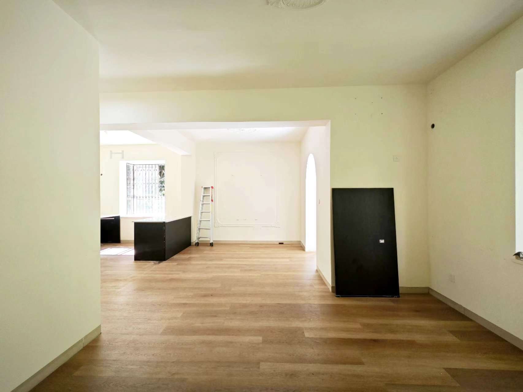 景瑞花园 3室2厅2卫 170.0万 景瑞花园 3室2厅2卫 170.0万室内图