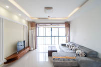 中建梅溪湖中心  4室2厅1卫    140.0万 中建梅溪湖中心  4室2厅1卫    140.0万