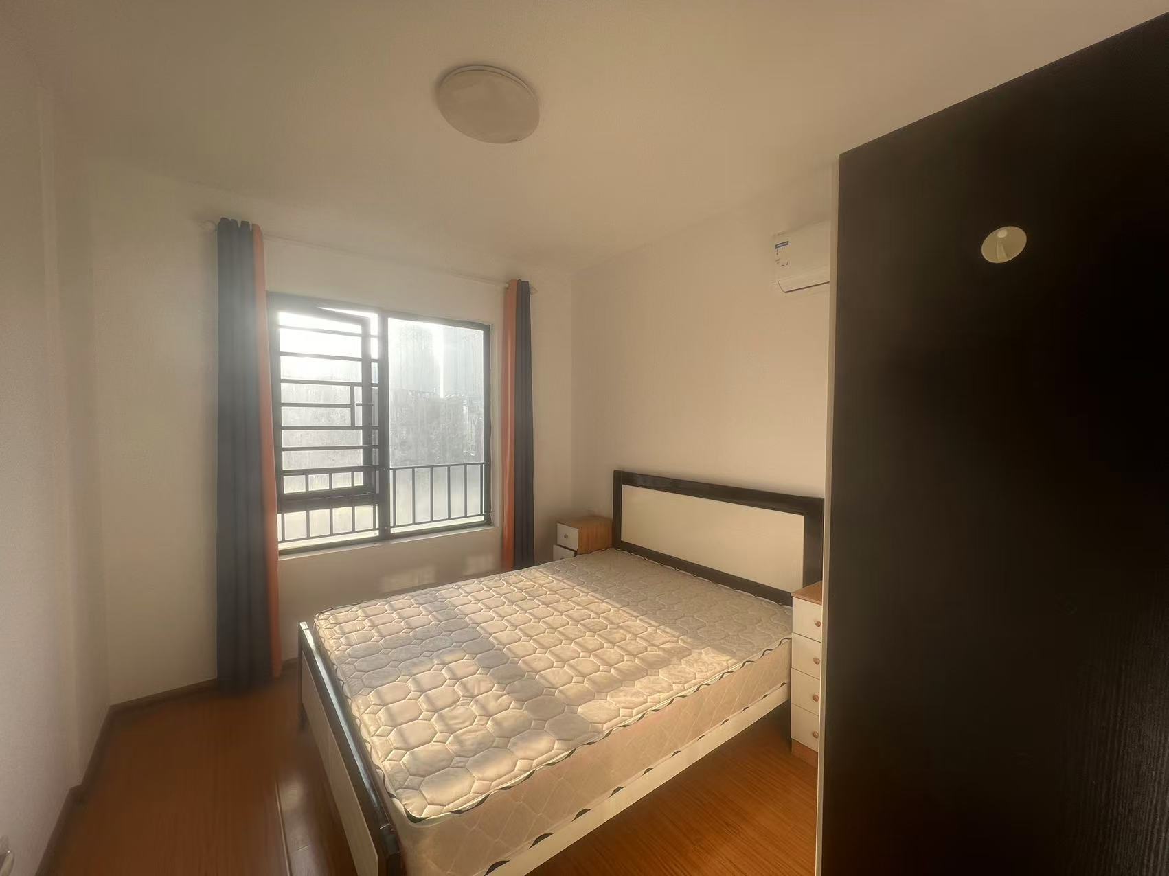 保利城(中航城国际社区、郡原美村) 3室2厅1卫 2200.0元/月 保利城(中航城国际社区、郡原美村) 3室2厅1卫 2200.0元/月室内图