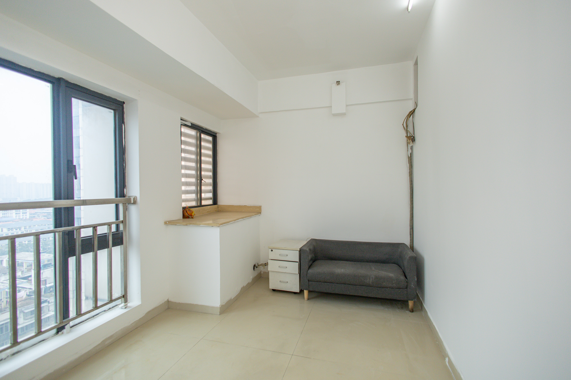 星大峰汇商务楼  1室1厅1卫    35.0万卧室