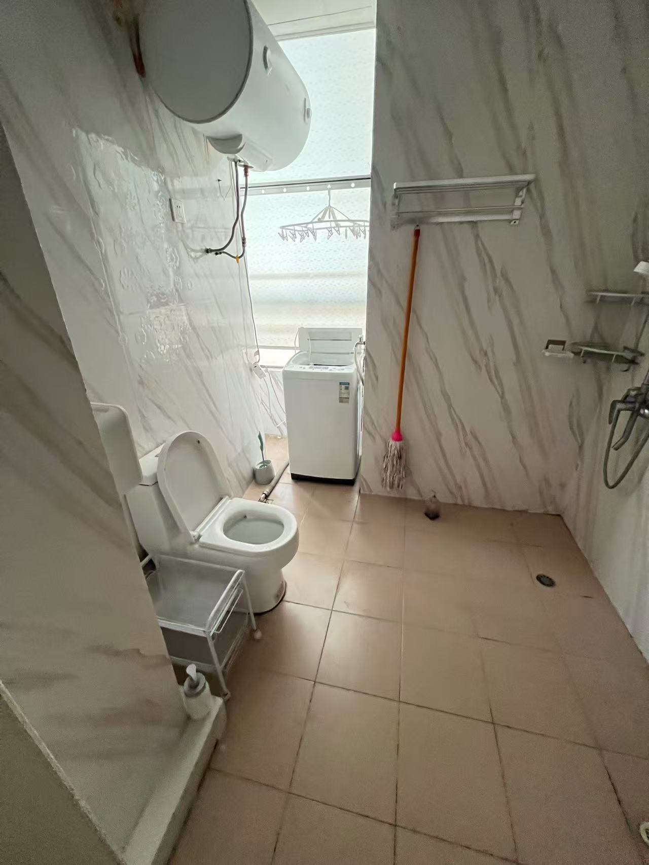 YO领域(领御大厦) 1室1厅1卫 2600.0元/月 YO领域(领御大厦) 1室1厅1卫 2600.0元/月室内图