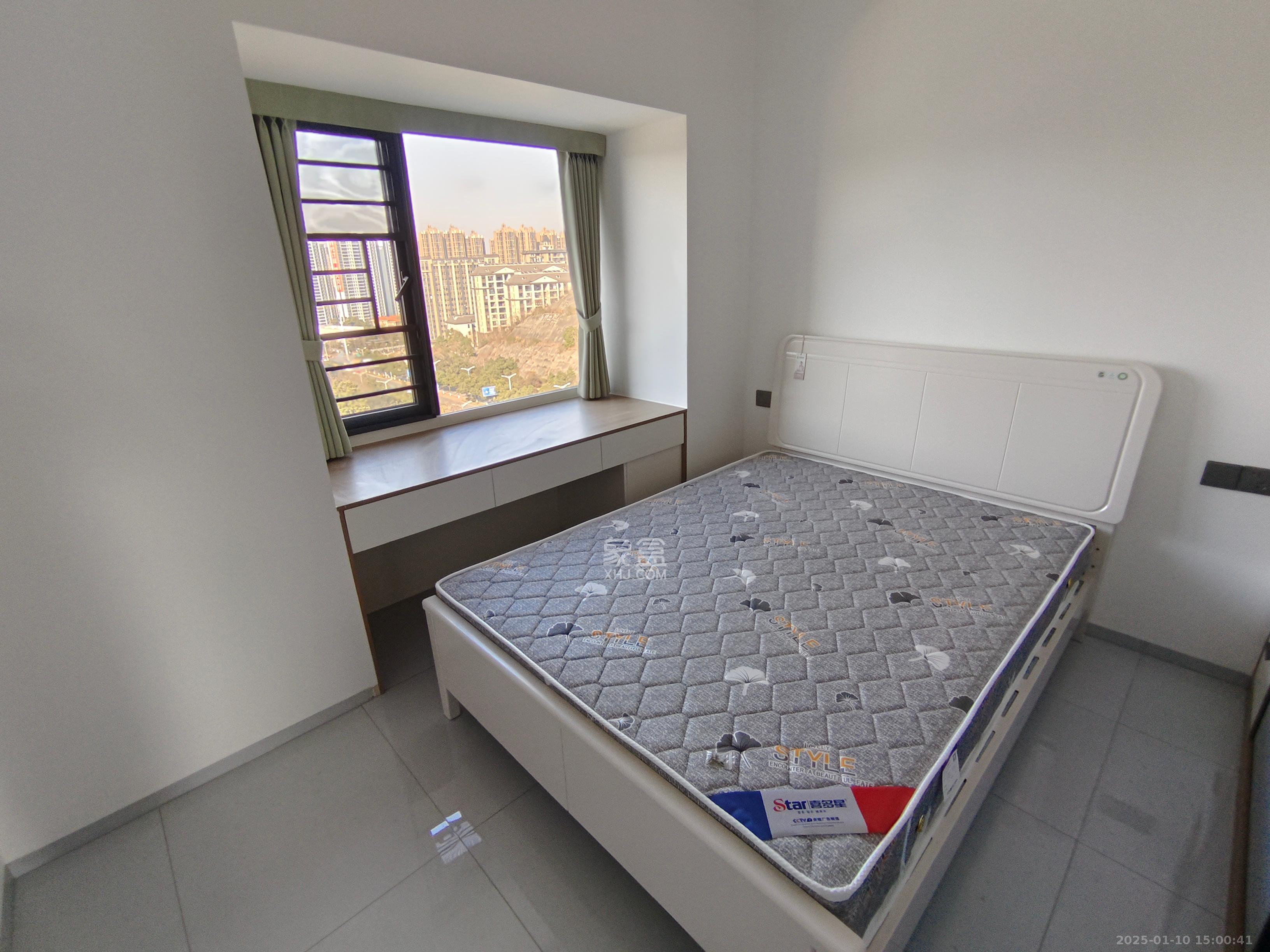 惟智园安置小区  4室2厅2卫    3000.0元/月 惟智园安置小区  4室2厅2卫    3000.0元/月室内图