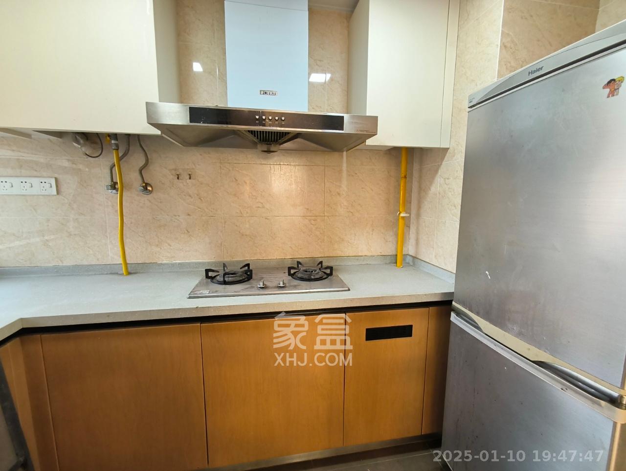 粟塘小区  3室1厅1卫    2500.0元/月 粟塘小区  3室1厅1卫    2500.0元/月小区图