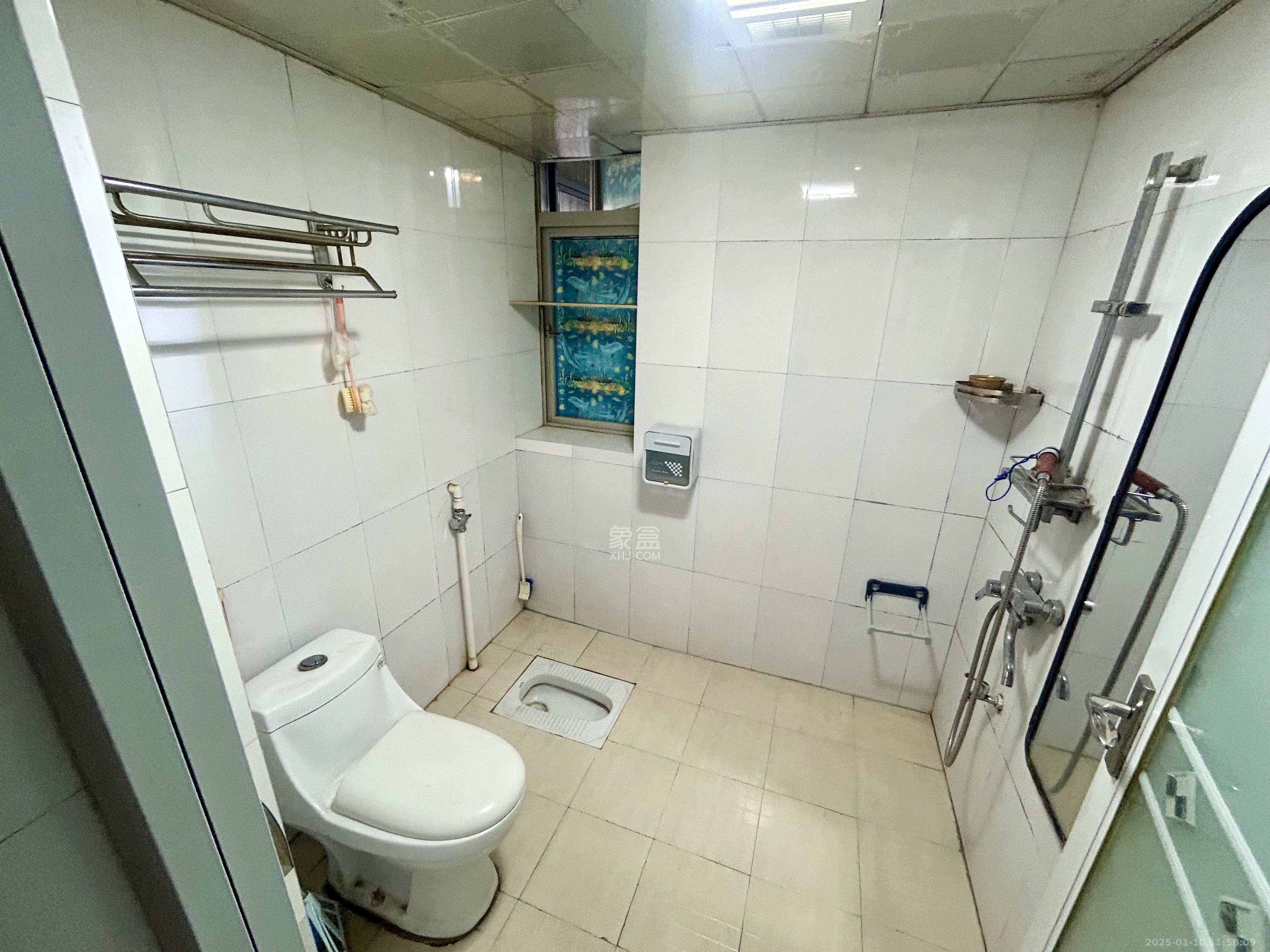 白沙湾嘉园  3室2厅2卫    2800.0元/月 白沙湾嘉园  3室2厅2卫    2800.0元/月室内图