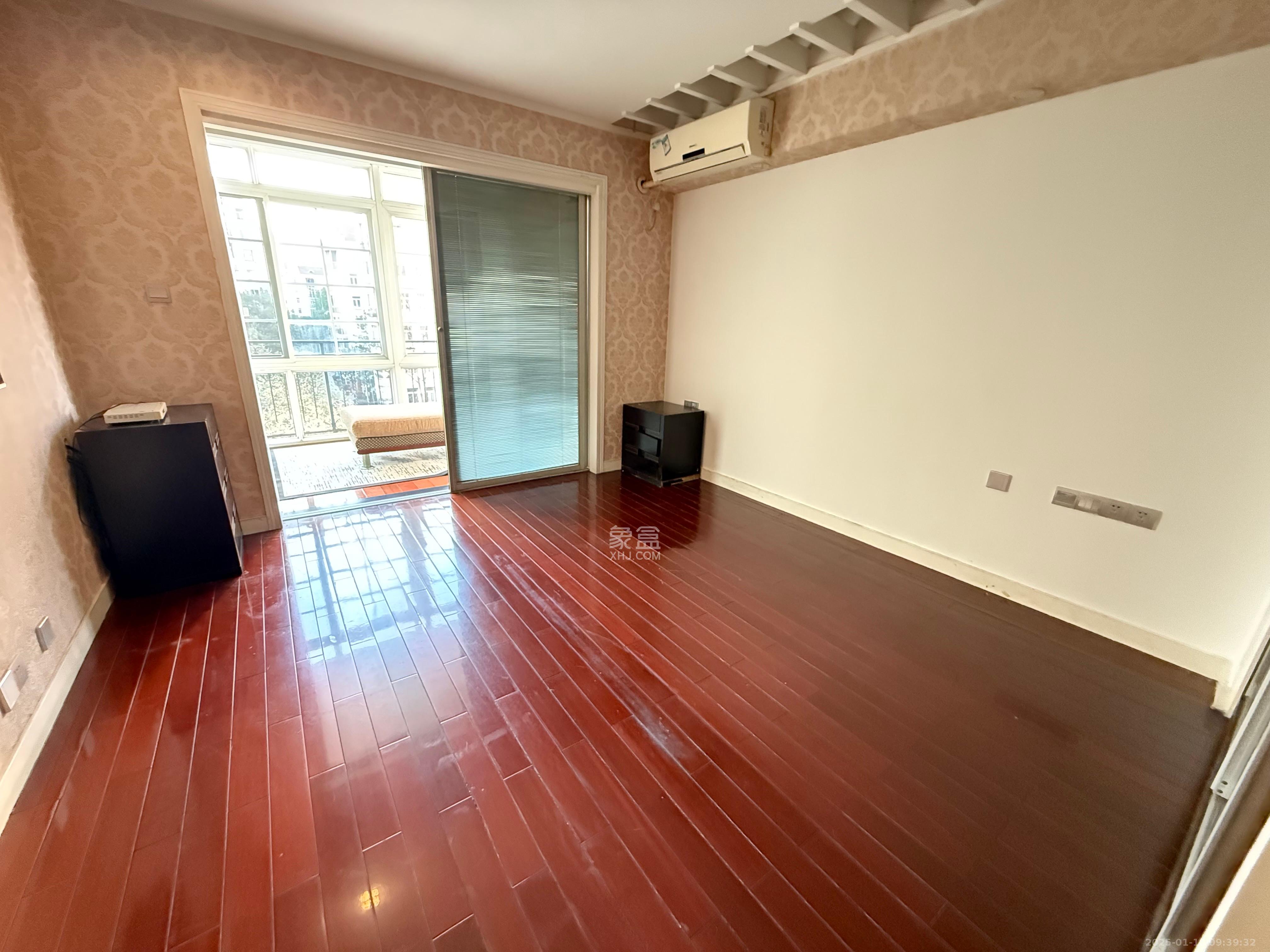 惠泽园 5室2厅2卫 6500.0元/月 惠泽园 5室2厅2卫 6500.0元/月室内图