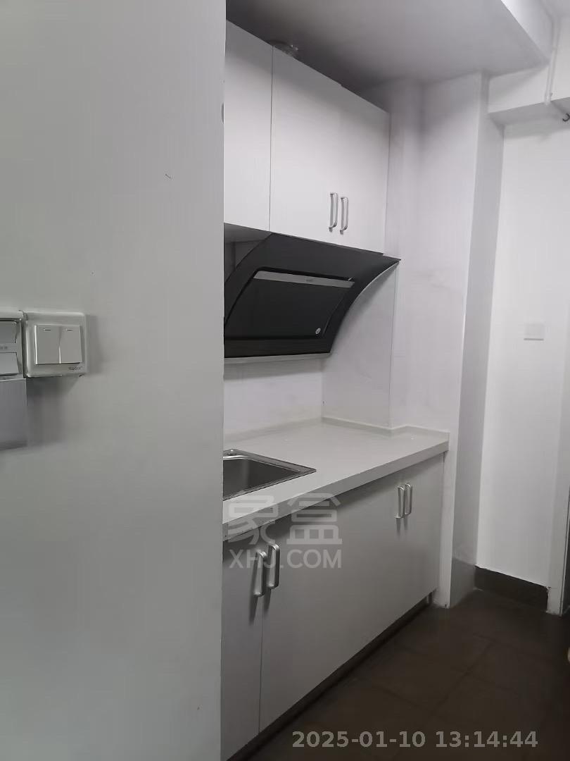 文艺复兴(未来城)  1室0厅0卫    1300.0元/月 文艺复兴(未来城)  1室0厅0卫    1300.0元/月室内图