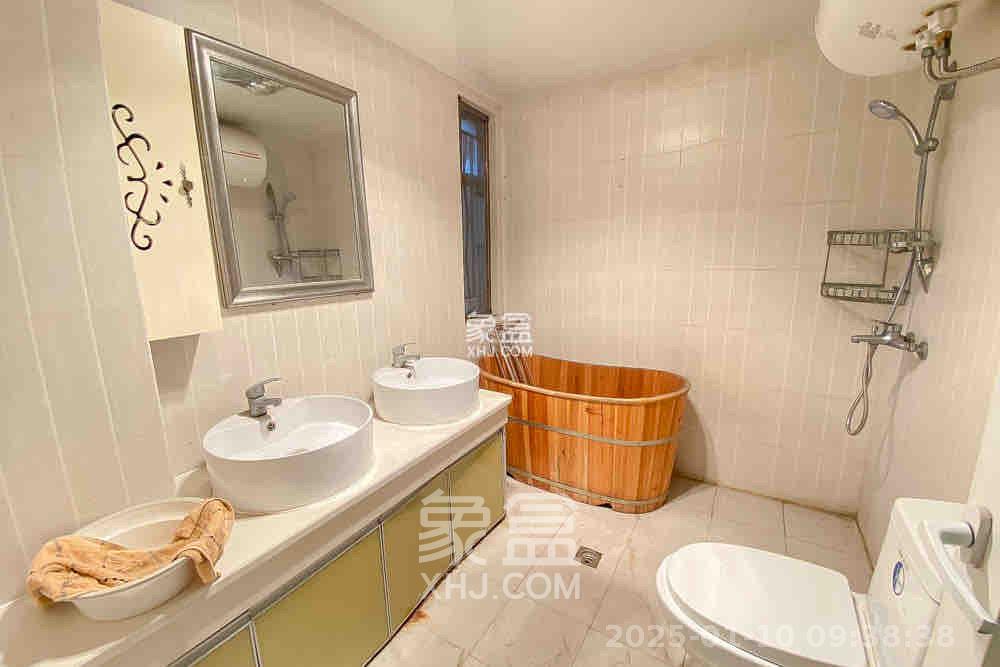 米兰春天  4室2厅2卫    2500.0元/月 米兰春天  4室2厅2卫    2500.0元/月室内图