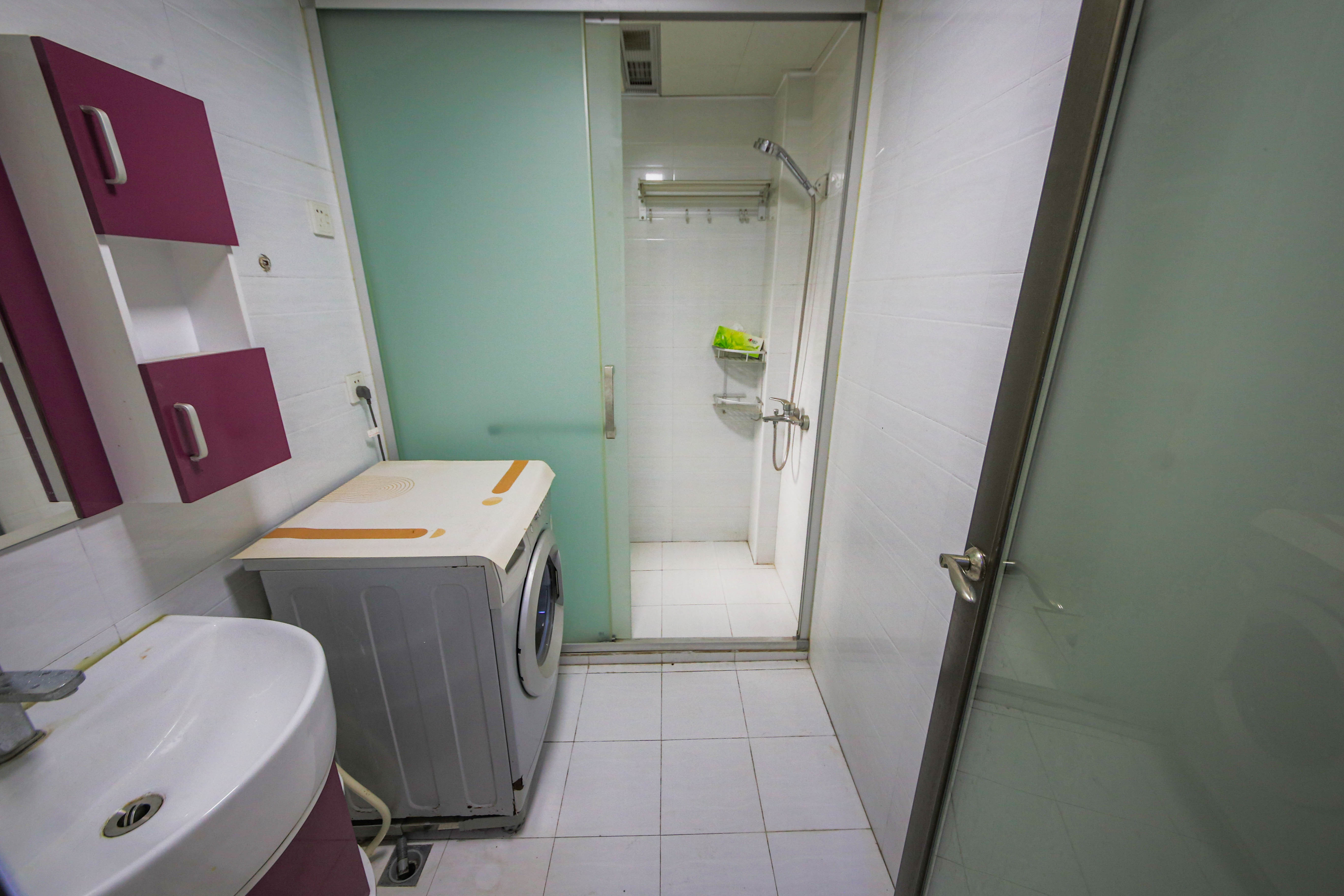 鑫远湘府华城  3室2厅2卫    142.8万 鑫远湘府华城  3室2厅2卫    142.8万卫生间