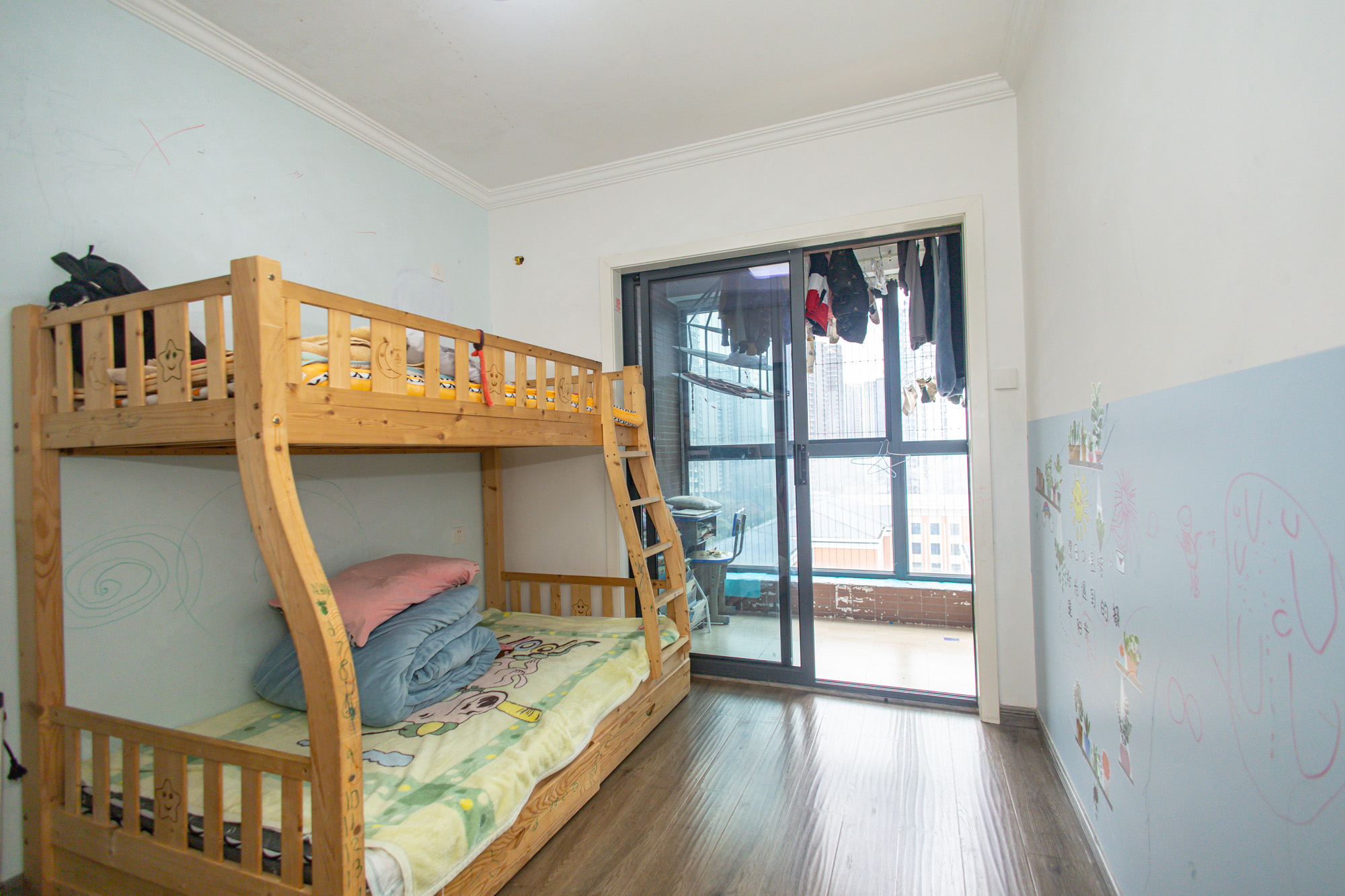 恒基凯旋门三期 2室2厅1卫 46.8万 恒基凯旋门三期 2室2厅1卫 46.8万卧室