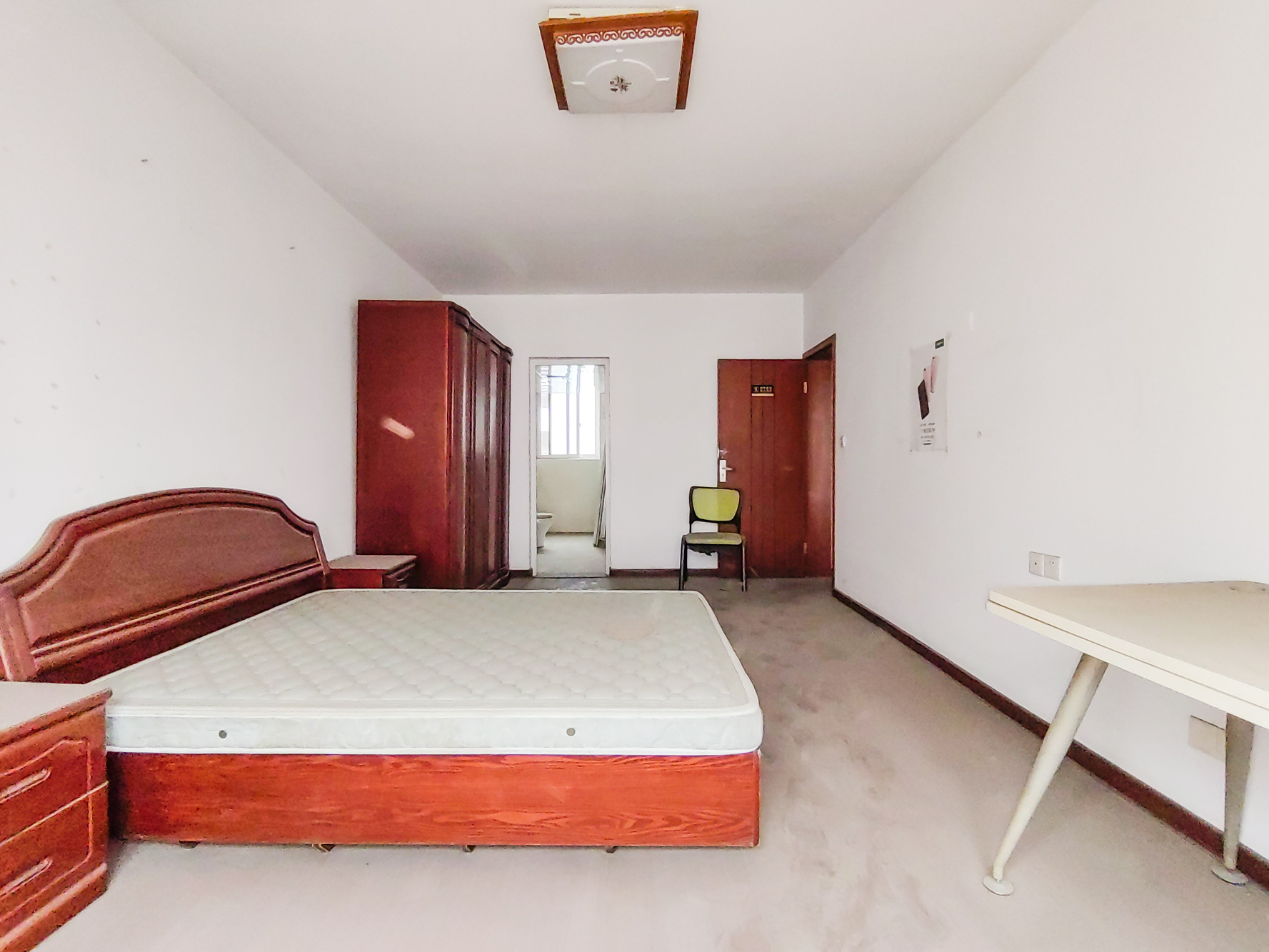 晶华美地 3室2厅1卫 69.8万 晶华美地 3室2厅1卫 69.8万卧室