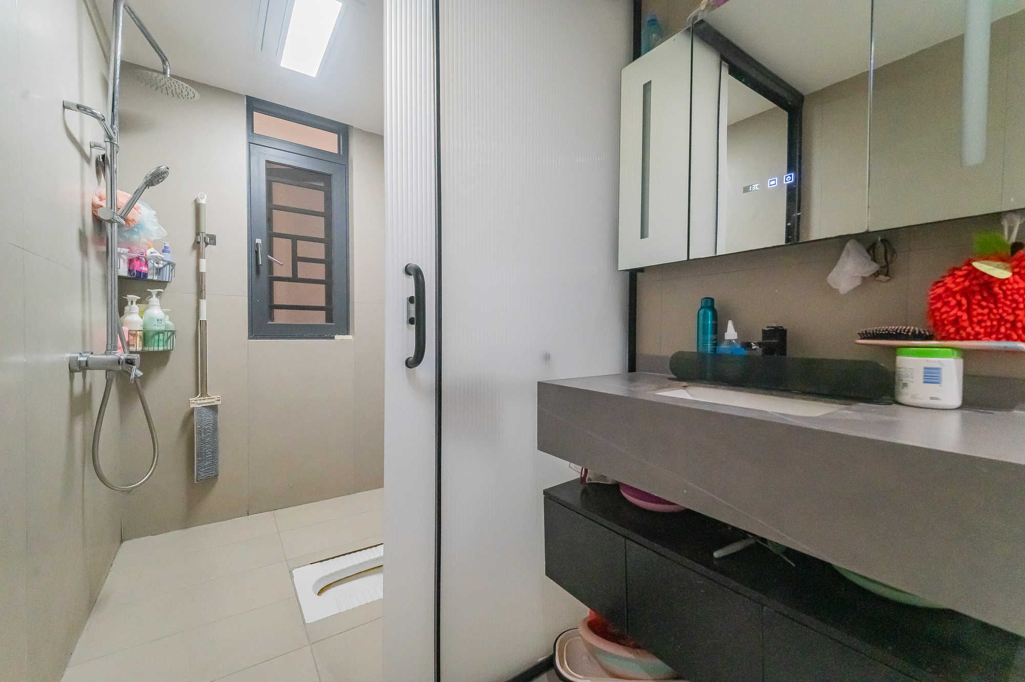 旭辉美的东樾城  3室2厅1卫    106.8万 旭辉美的东樾城  3室2厅1卫    106.8万卫生间