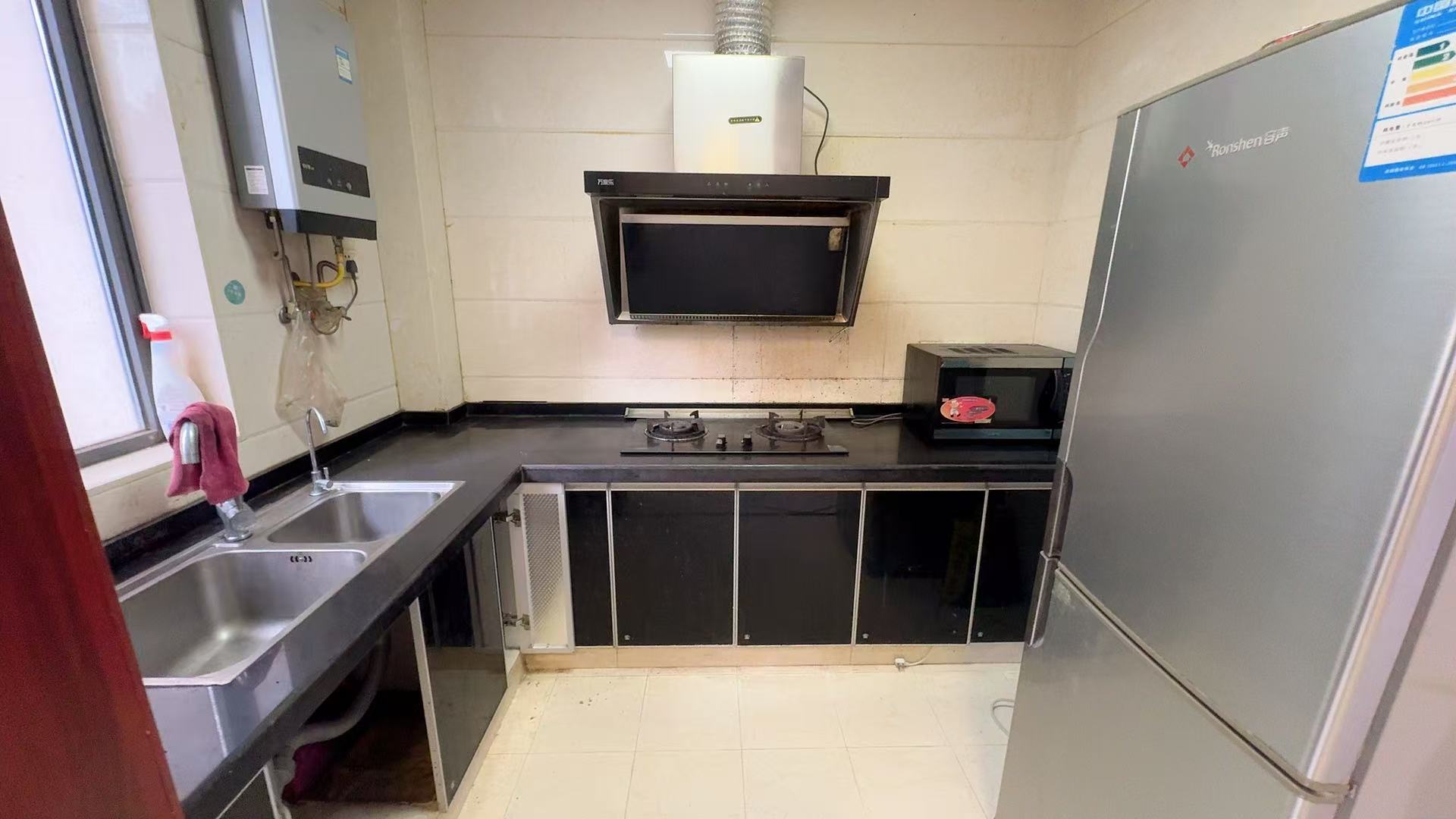 庐山春天早安华晨  3室2厅1卫    58.0万 庐山春天早安华晨  3室2厅1卫    58.0万室内图