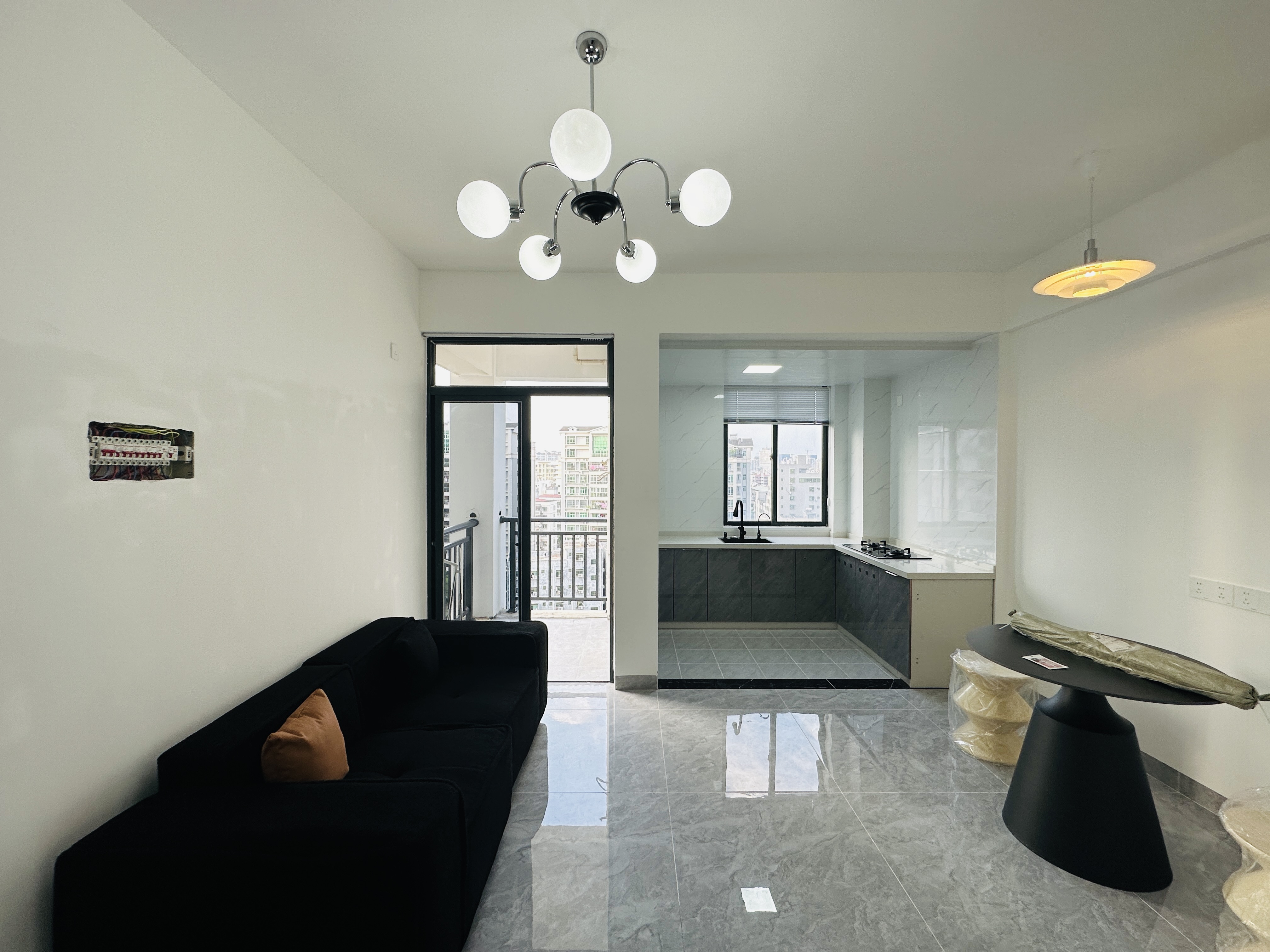 印象荷园 2室2厅1卫 92.0万 印象荷园 2室2厅1卫 92.0万客厅