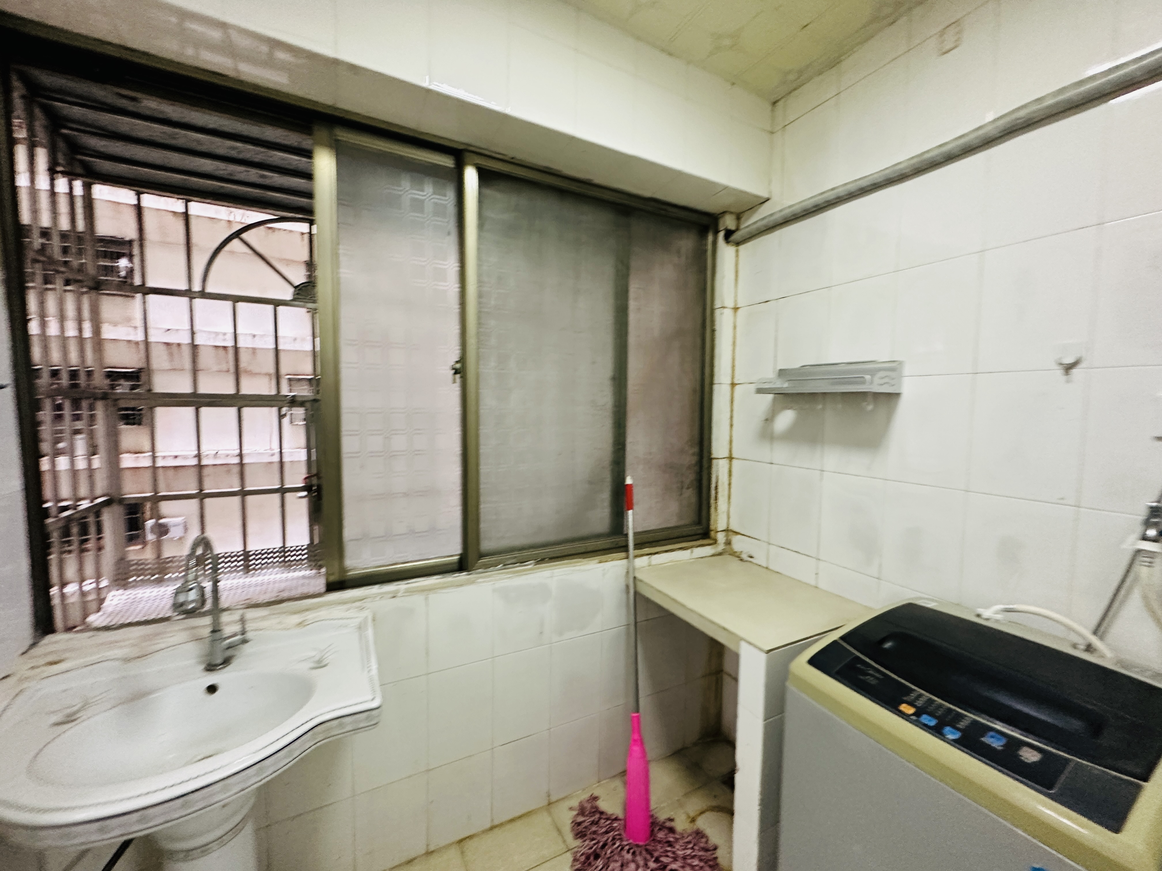 和平城市广场 1室1厅1卫 32.8万 和平城市广场 1室1厅1卫 32.8万厨房