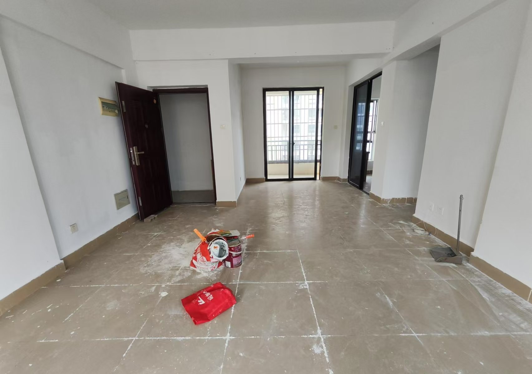 振发小区 3室2厅2卫 168.0万 振发小区 3室2厅2卫 168.0万客厅