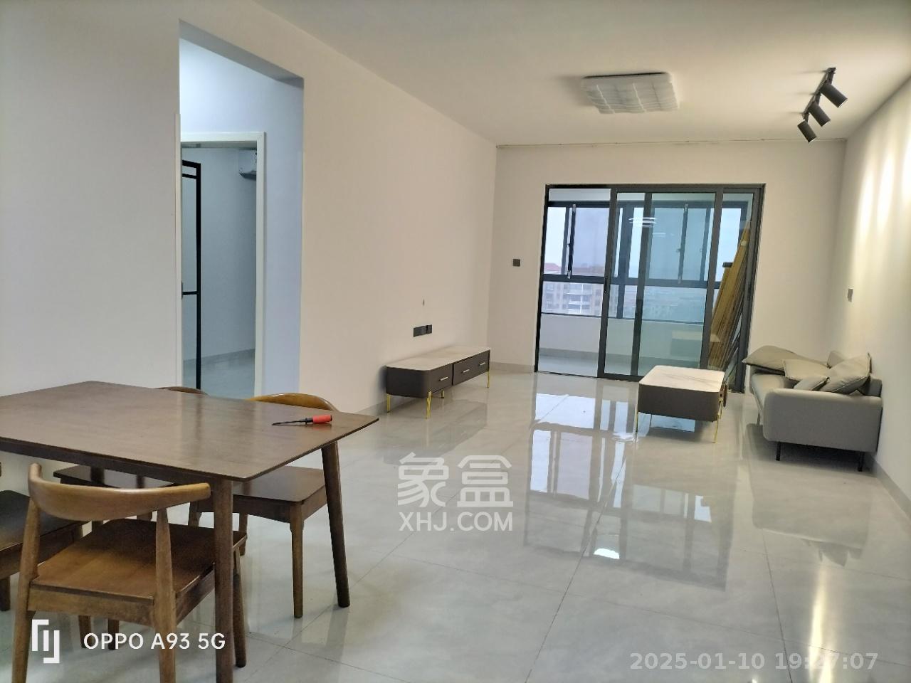 五矿万境蓝山  3室2厅2卫   2600.00元/月室内图