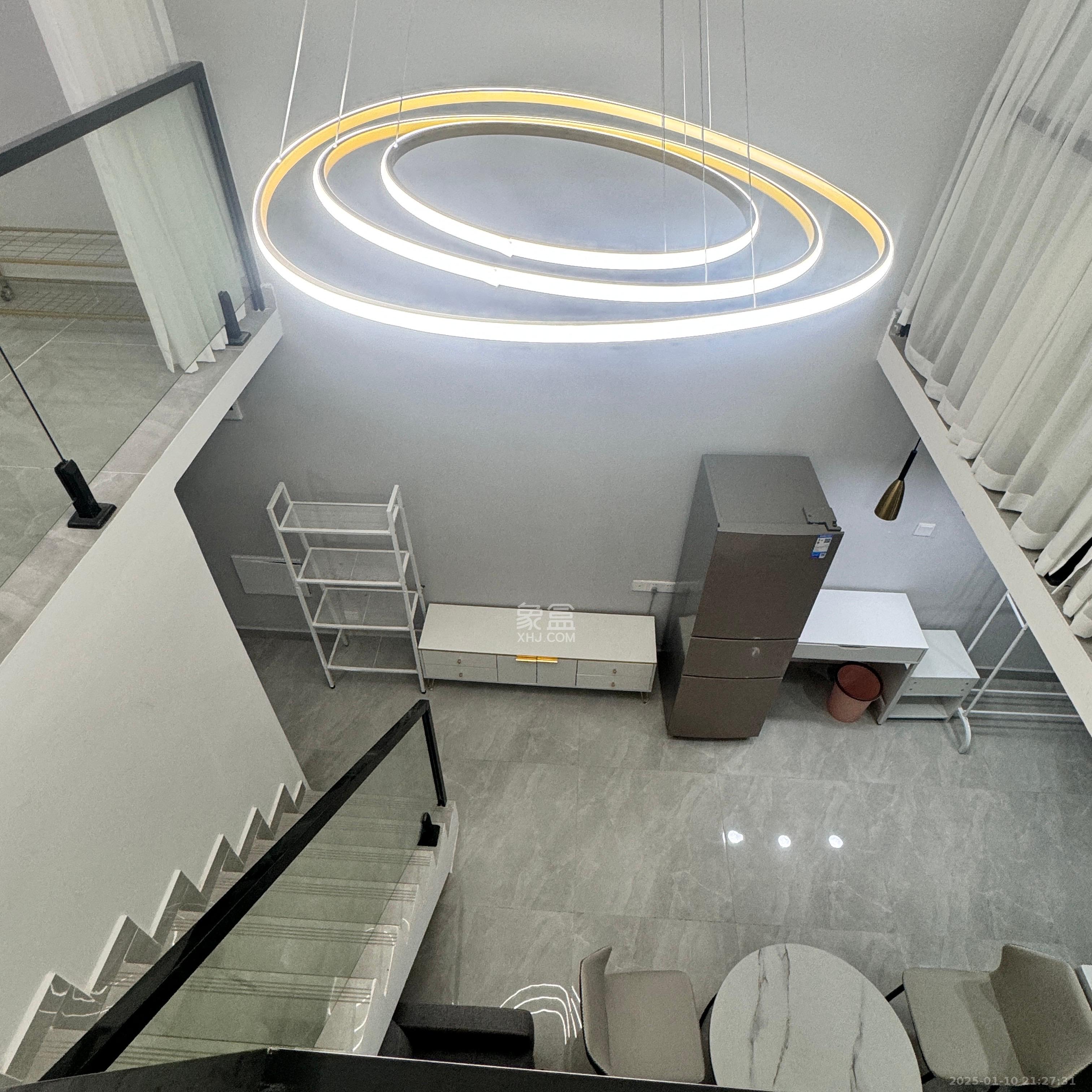 卓越中寰 1室1厅1卫 2600.0元/月 卓越中寰 1室1厅1卫 2600.0元/月室内图