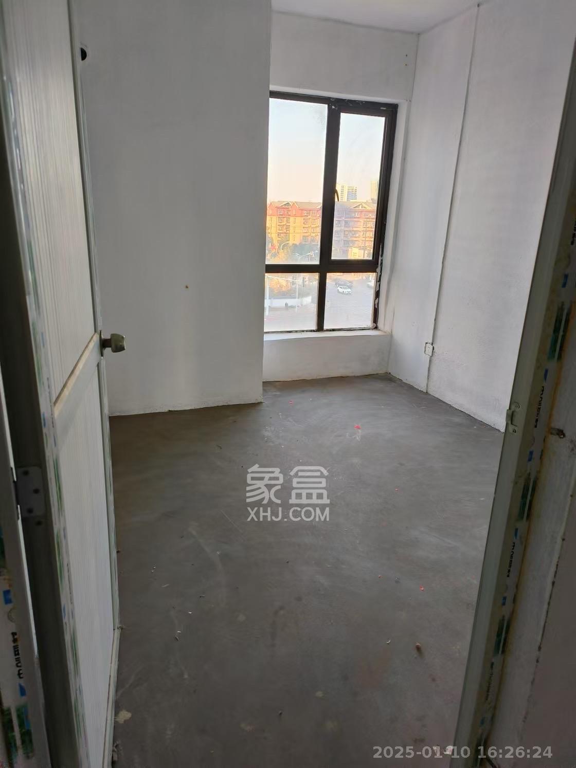 东宜兰园 3室2厅2卫 1200.0元/月 东宜兰园 3室2厅2卫 1200.0元/月室内图