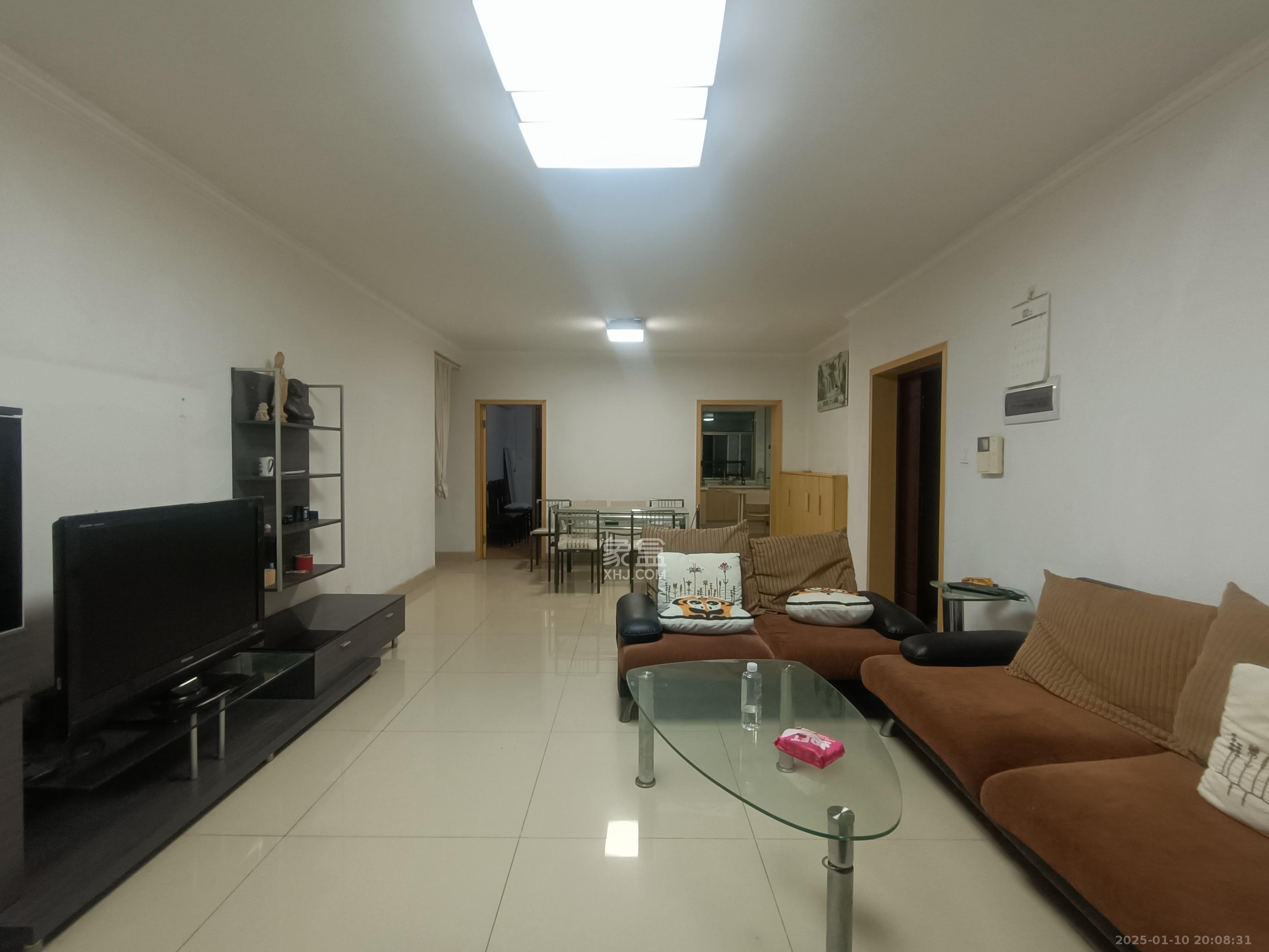 锦湘国际星城二期(锦雅苑) 3室2厅2卫 2600.0元/月 锦湘国际星城二期(锦雅苑) 3室2厅2卫 2600.0元/月室内图