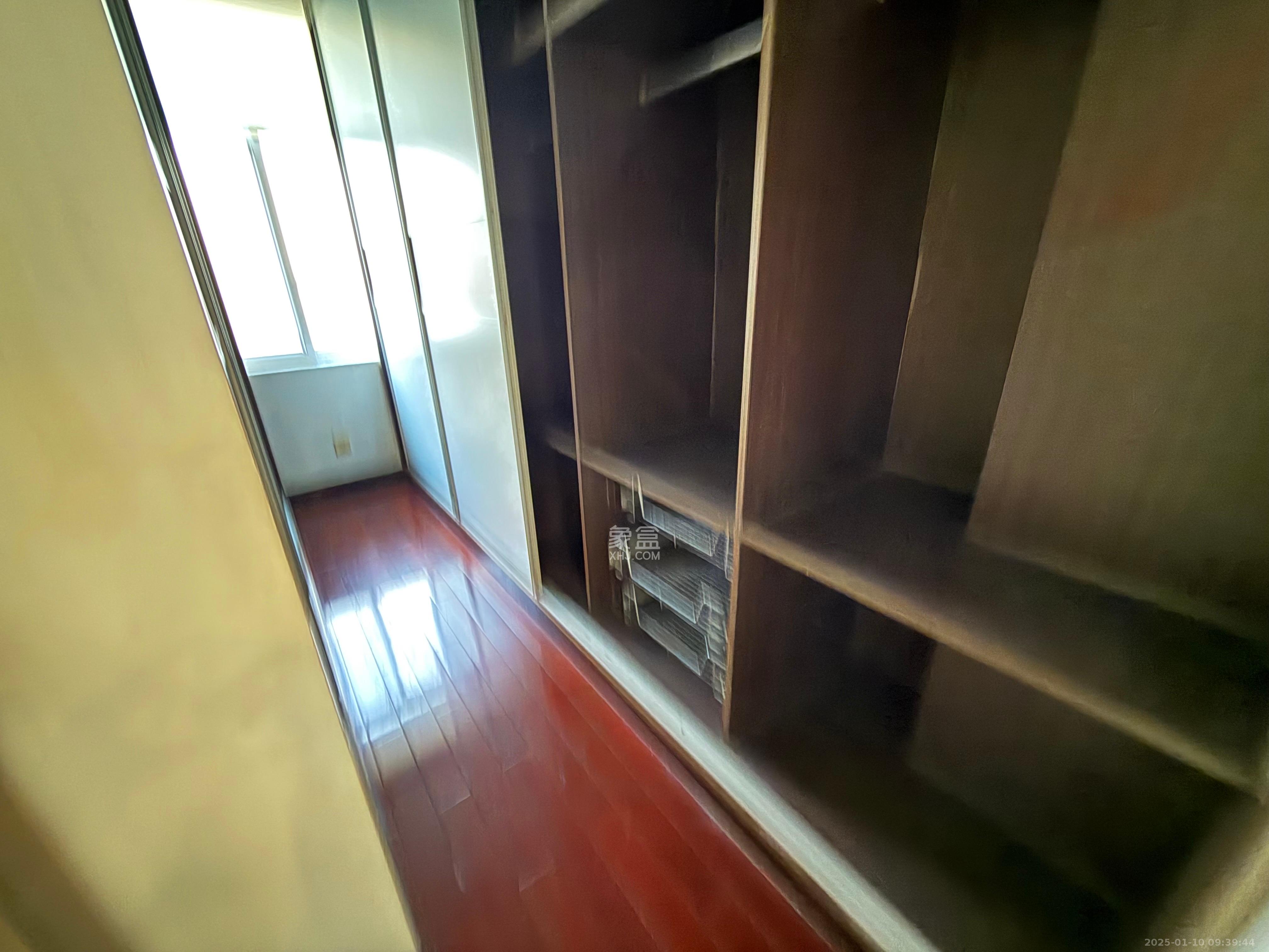 惠泽园 5室2厅2卫 6500.0元/月 惠泽园 5室2厅2卫 6500.0元/月室内图