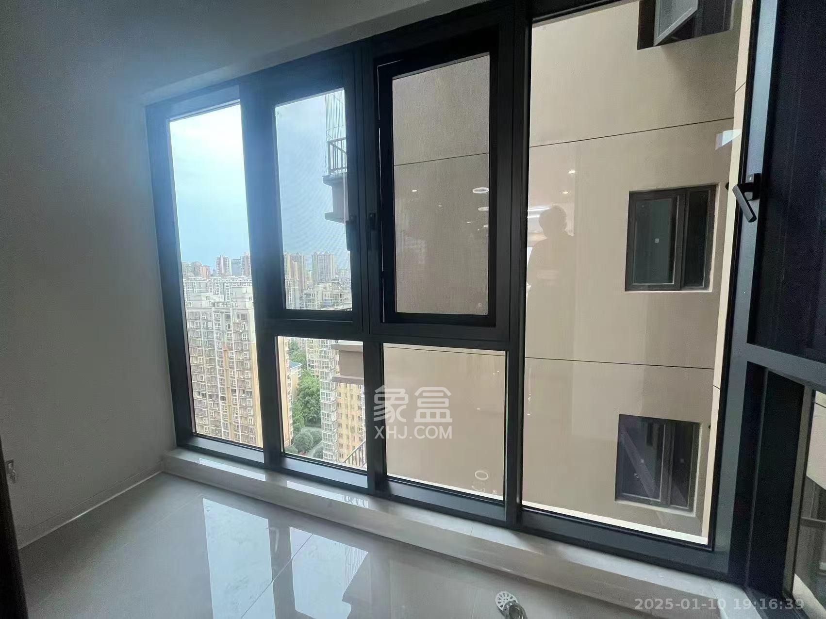 潇湘名城(新里程潇湘名城) 3室2厅2卫 3200.0元/月 潇湘名城(新里程潇湘名城) 3室2厅2卫 3200.0元/月室内图