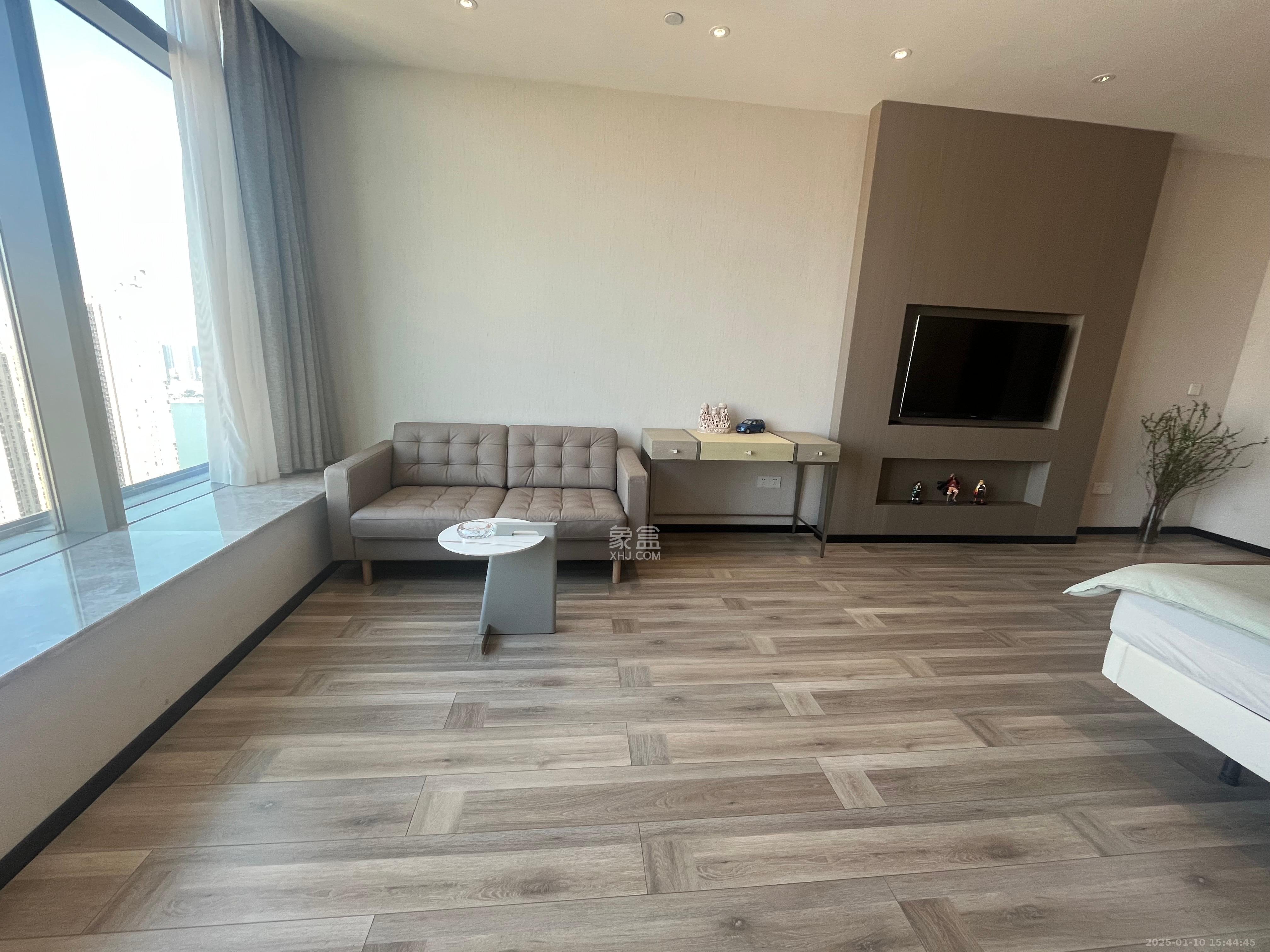 世茂铂曼 1室1厅1卫 2600.0元/月 世茂铂曼 1室1厅1卫 2600.0元/月室内图