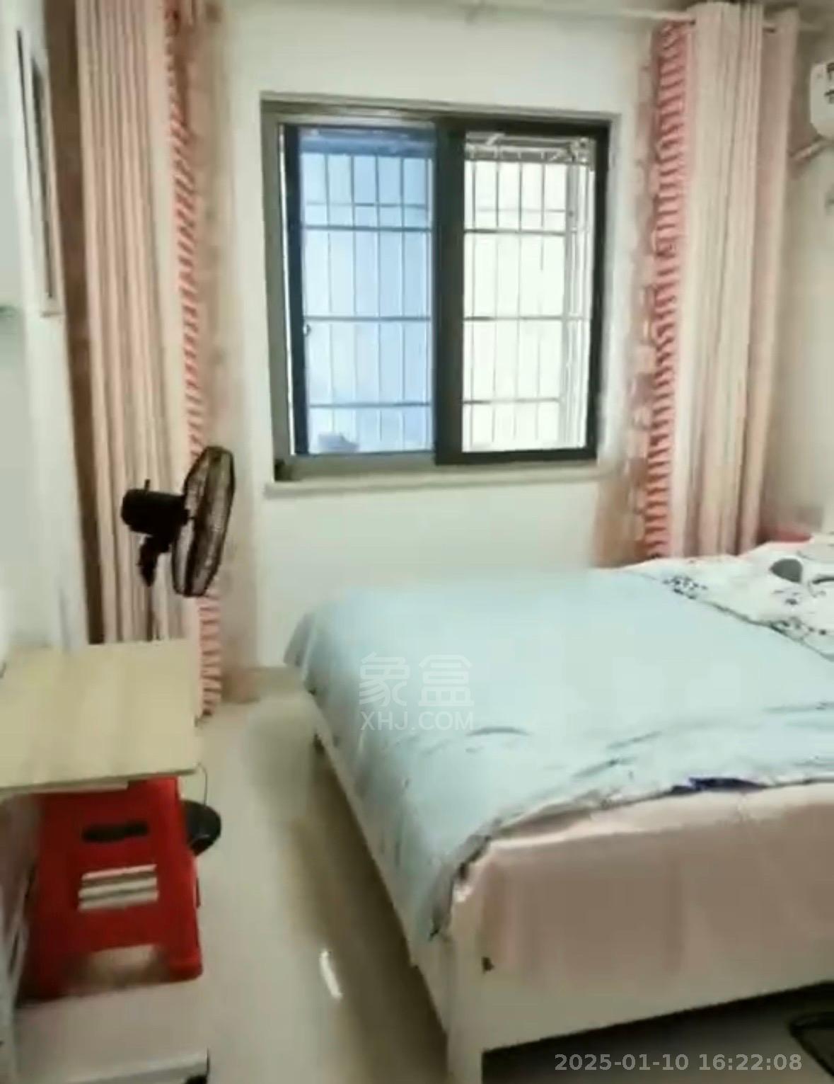 文化园三期 1室1厅1卫 1300.00元/月 文化园三期 1室1厅1卫 1300.00元/月室内图