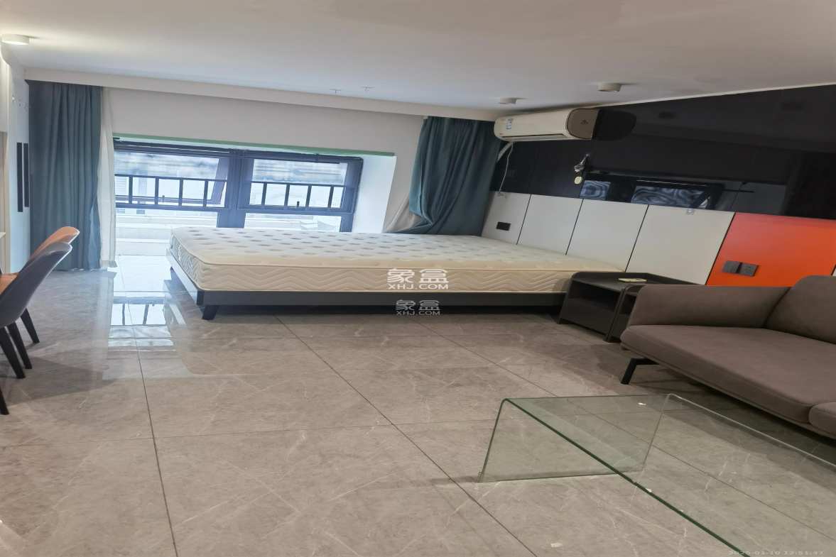 龙湖新壹城 1室0厅0卫 1550.0元/月 龙湖新壹城 1室0厅0卫 1550.0元/月室内图