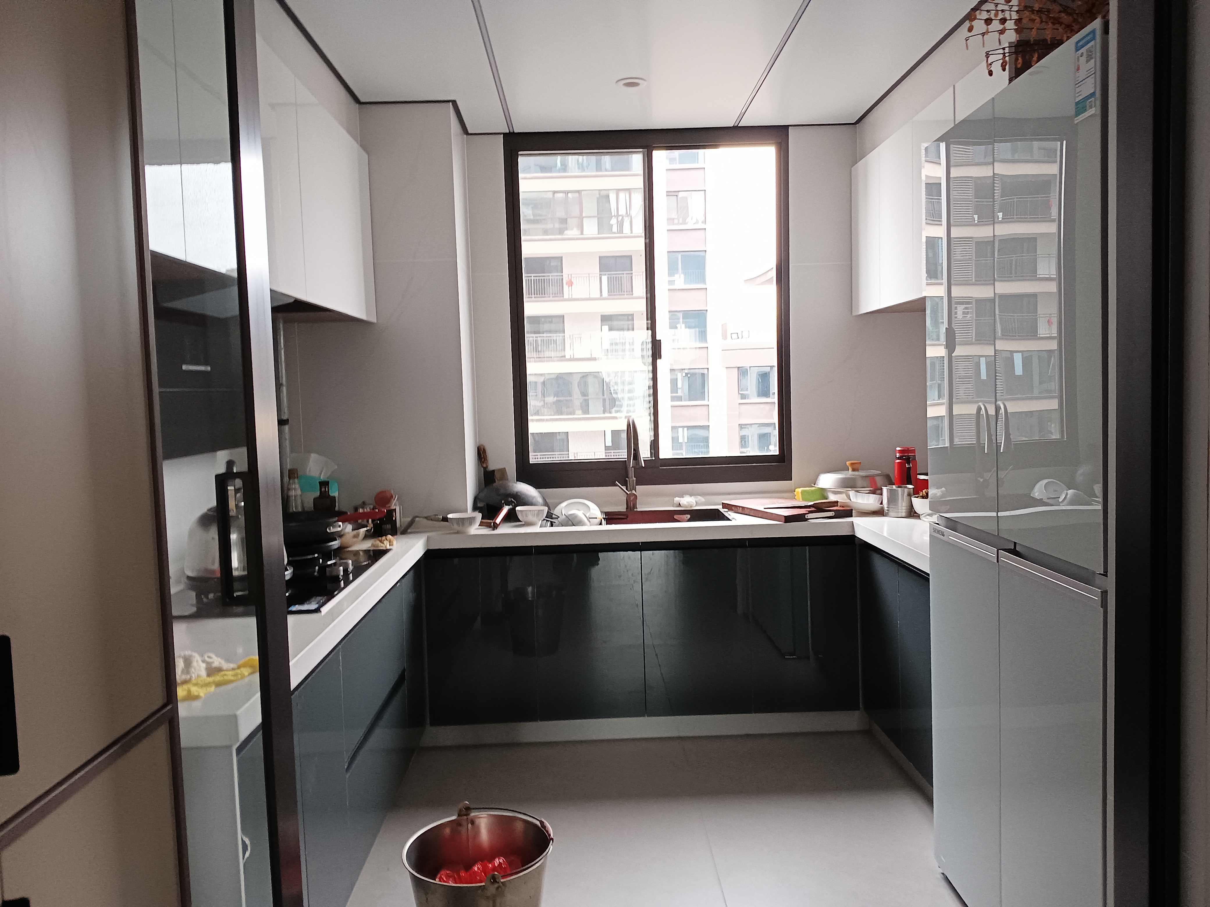 建发央著(悦发央著)  4室2厅3卫    168.0万 建发央著(悦发央著)  4室2厅3卫    168.0万厨房