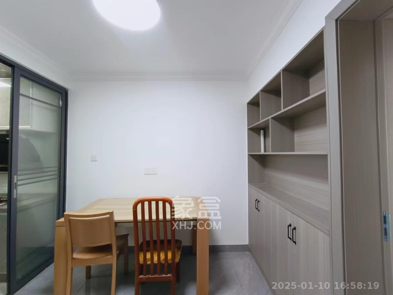 粮贸大厦 2室1厅1卫 2500.0元/月 粮贸大厦 2室1厅1卫 2500.0元/月室内图