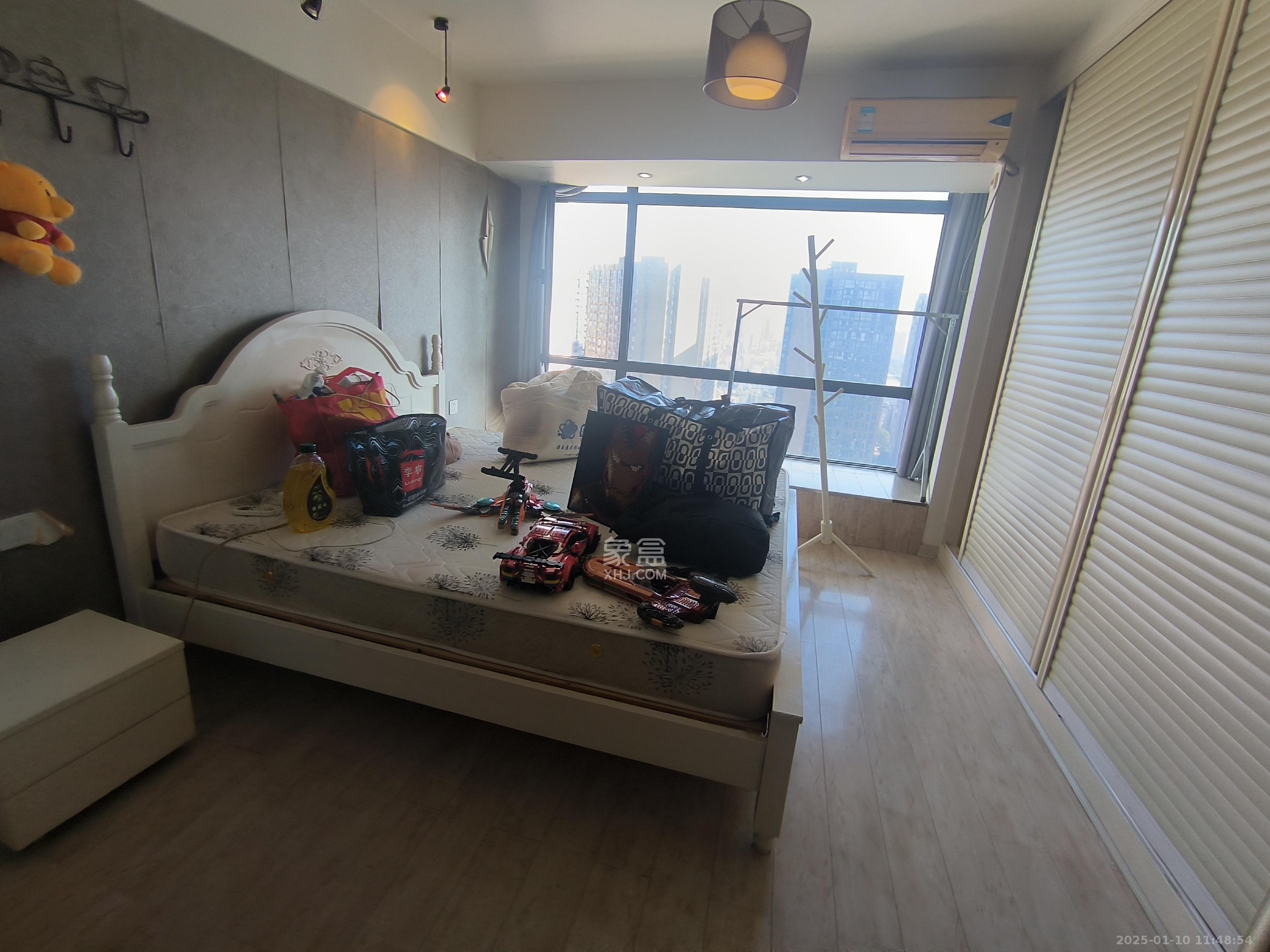 三万英尺 1室0厅1卫 1400.0元/月 三万英尺 1室0厅1卫 1400.0元/月室内图