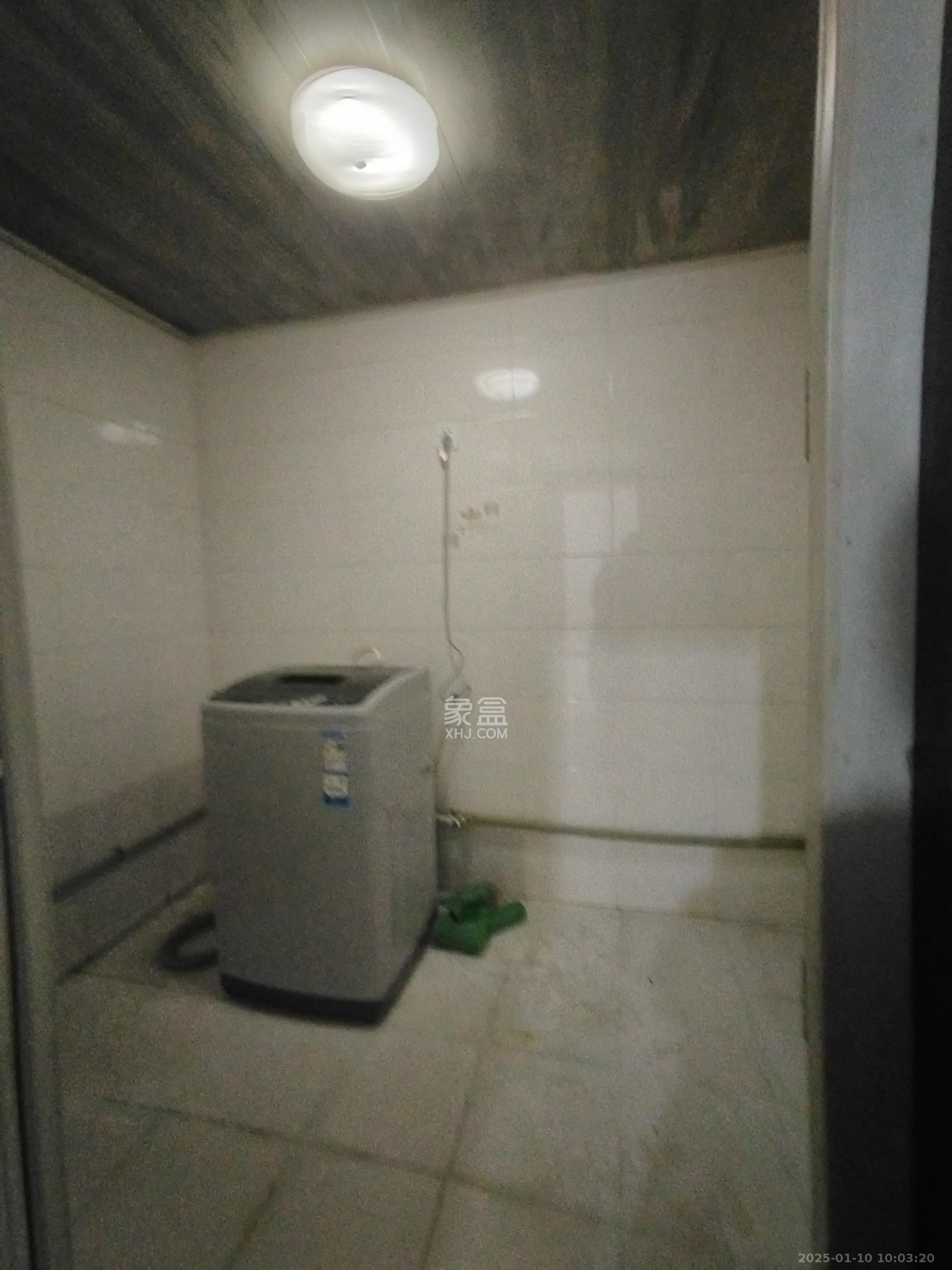 岳北社区  2室2厅1卫    2000.0元/月室内图
