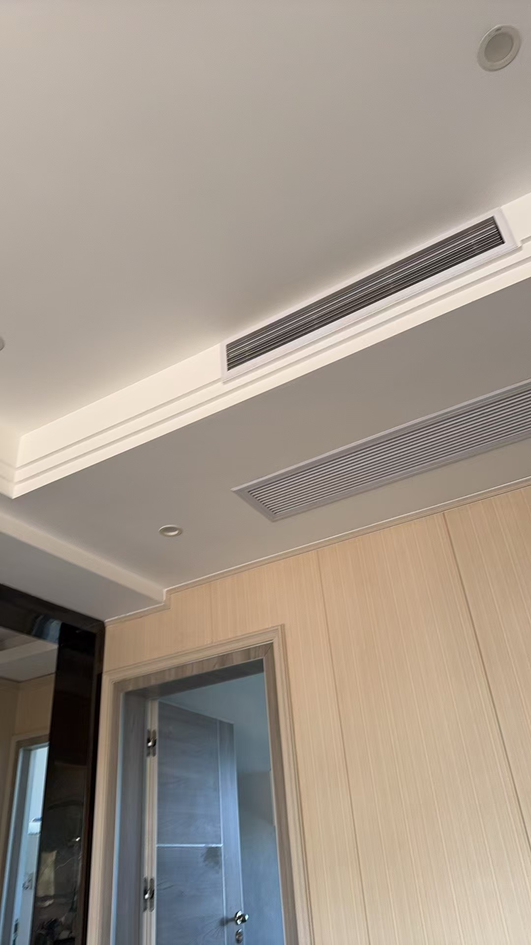 百弘学府城  3室2厅2卫   2200.00元/月室内图