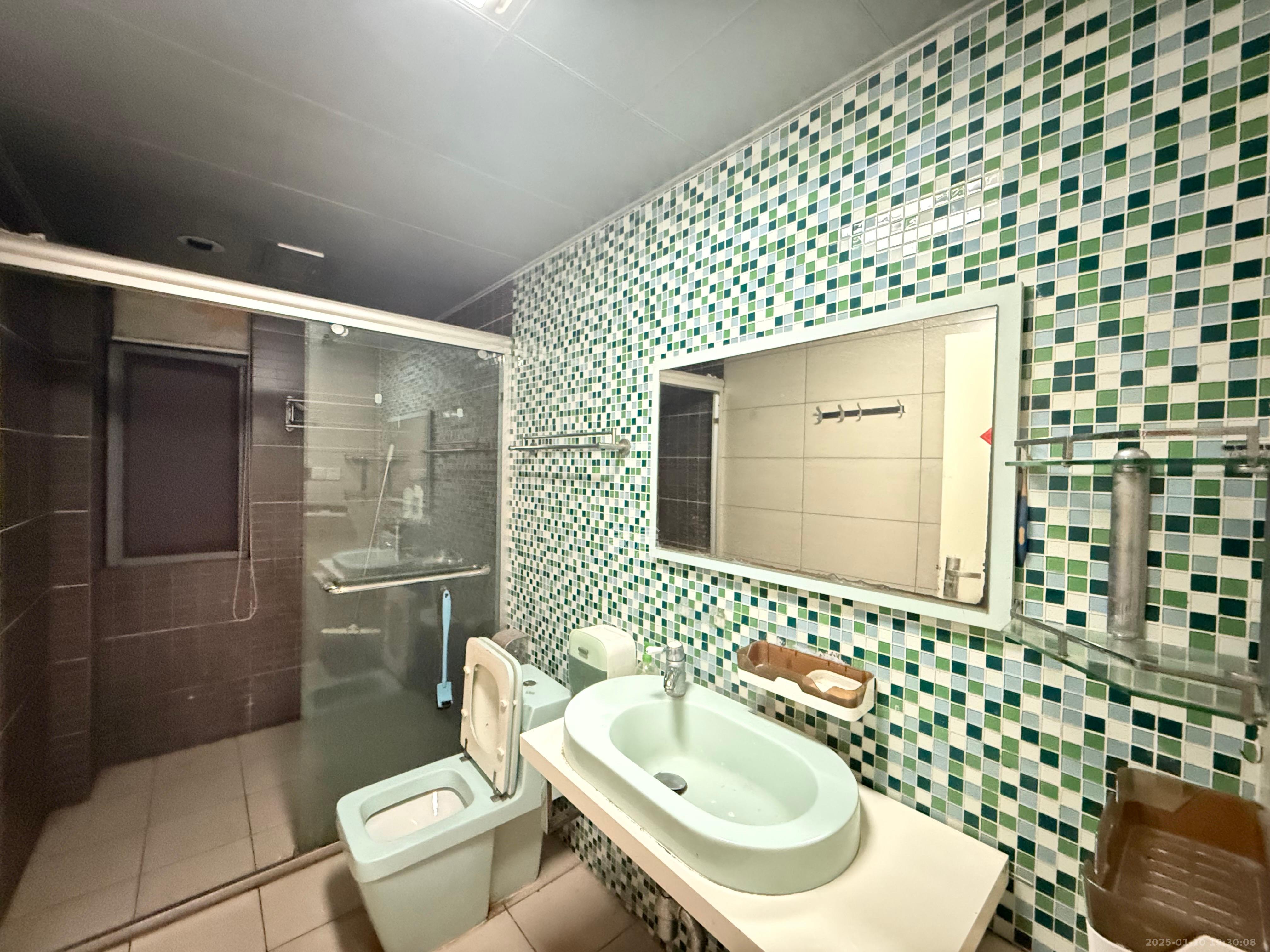 新城新世界一二三期  2室2厅1卫    2200.0元/月 新城新世界一二三期  2室2厅1卫    2200.0元/月室内图