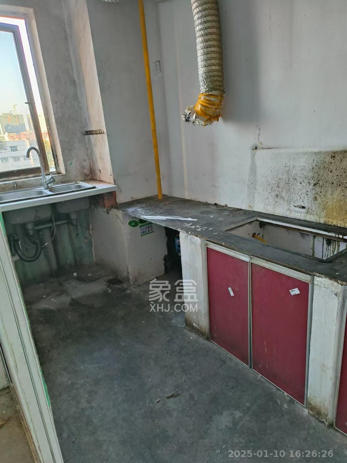 东宜兰园 3室2厅2卫 1200.0元/月 东宜兰园 3室2厅2卫 1200.0元/月室内图