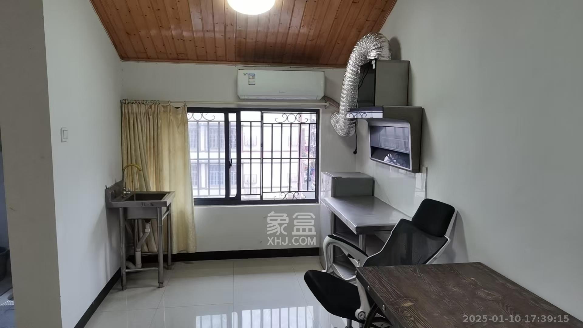 星沙三区 1室1厅1卫 1000.0元/月 星沙三区 1室1厅1卫 1000.0元/月室内图