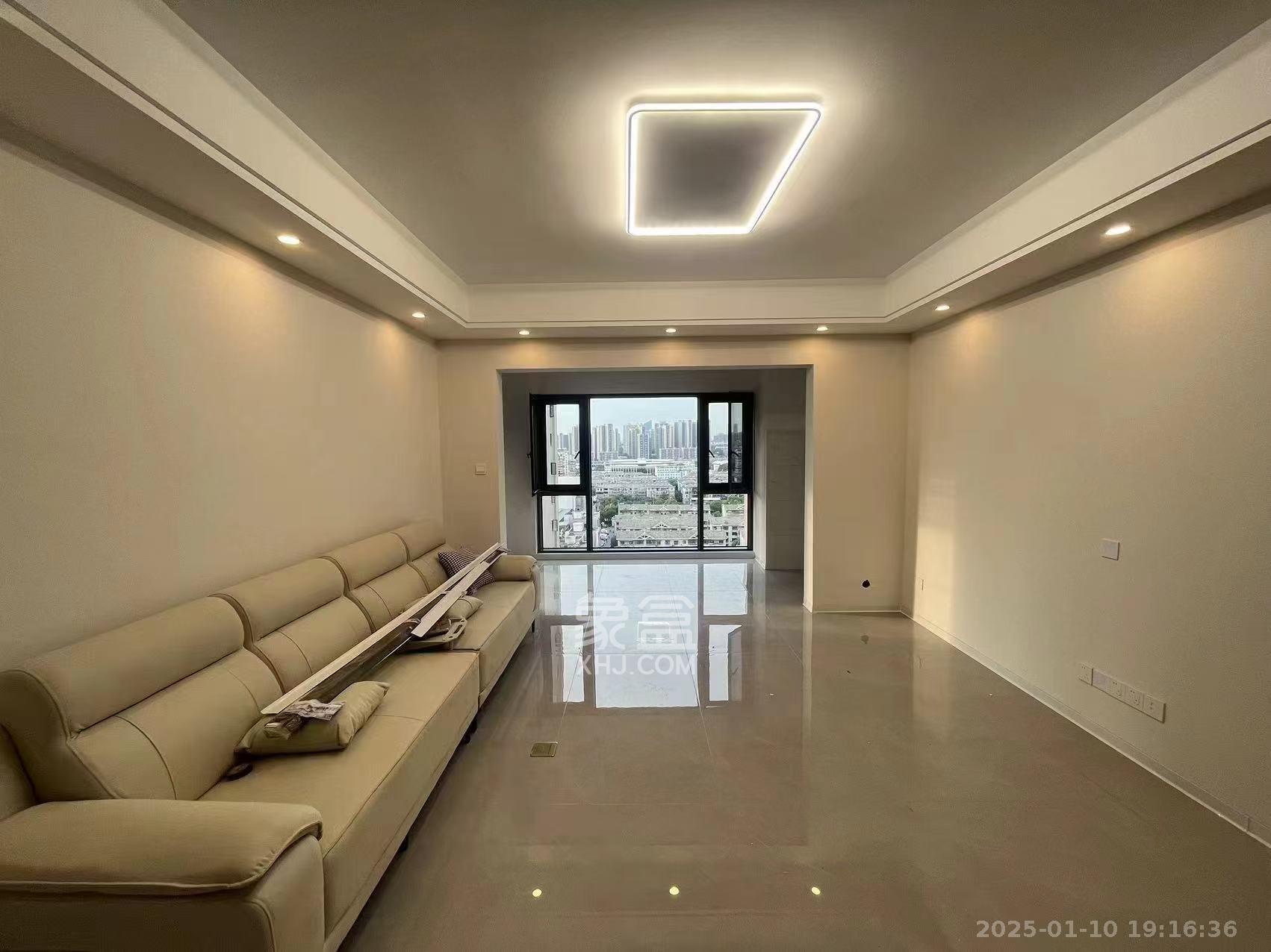 潇湘名城(新里程潇湘名城) 3室2厅2卫 3200.0元/月 潇湘名城(新里程潇湘名城) 3室2厅2卫 3200.0元/月室内图