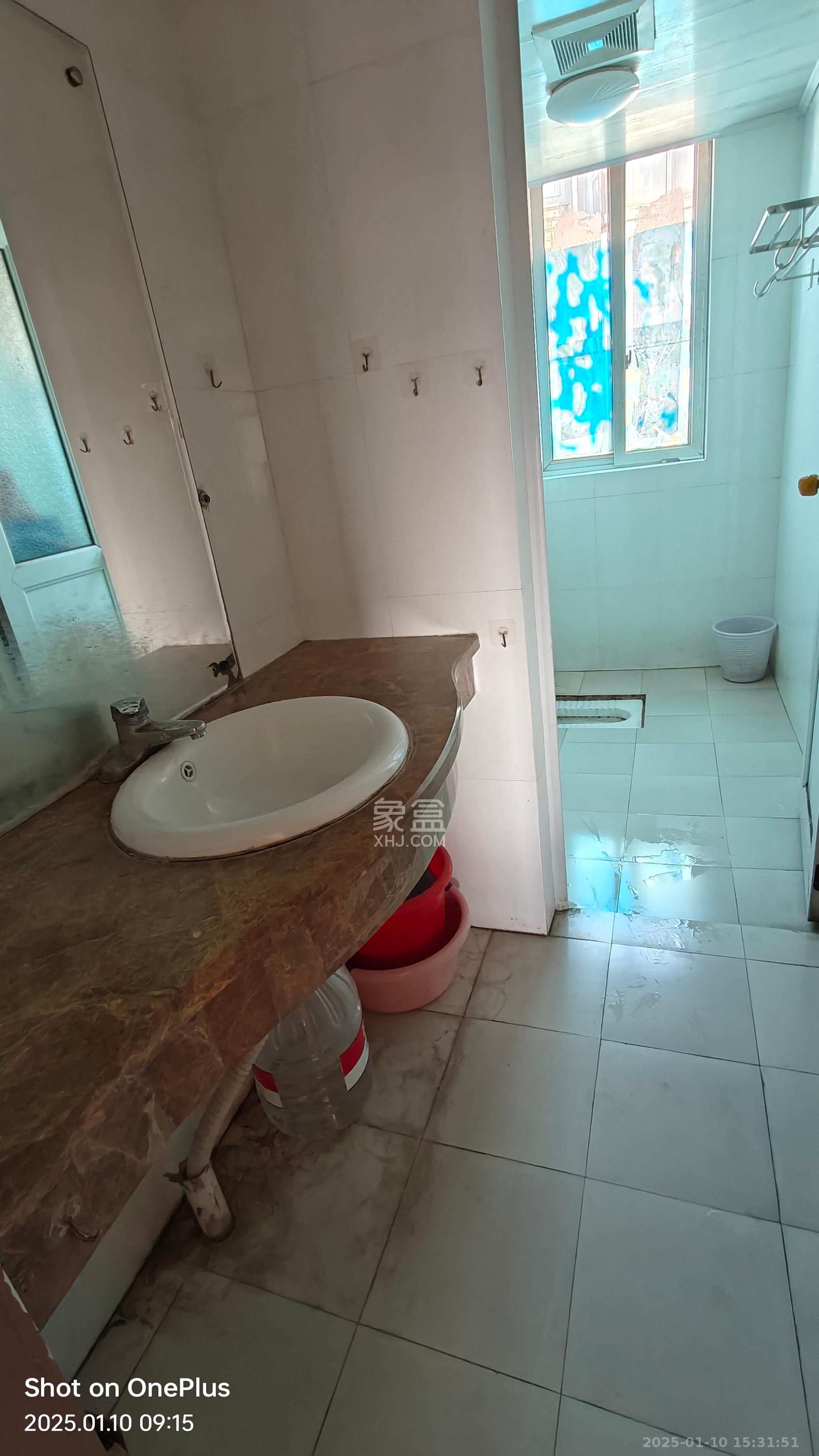 华银南苑 3室2厅2卫 1800.0元/月 华银南苑 3室2厅2卫 1800.0元/月室内图