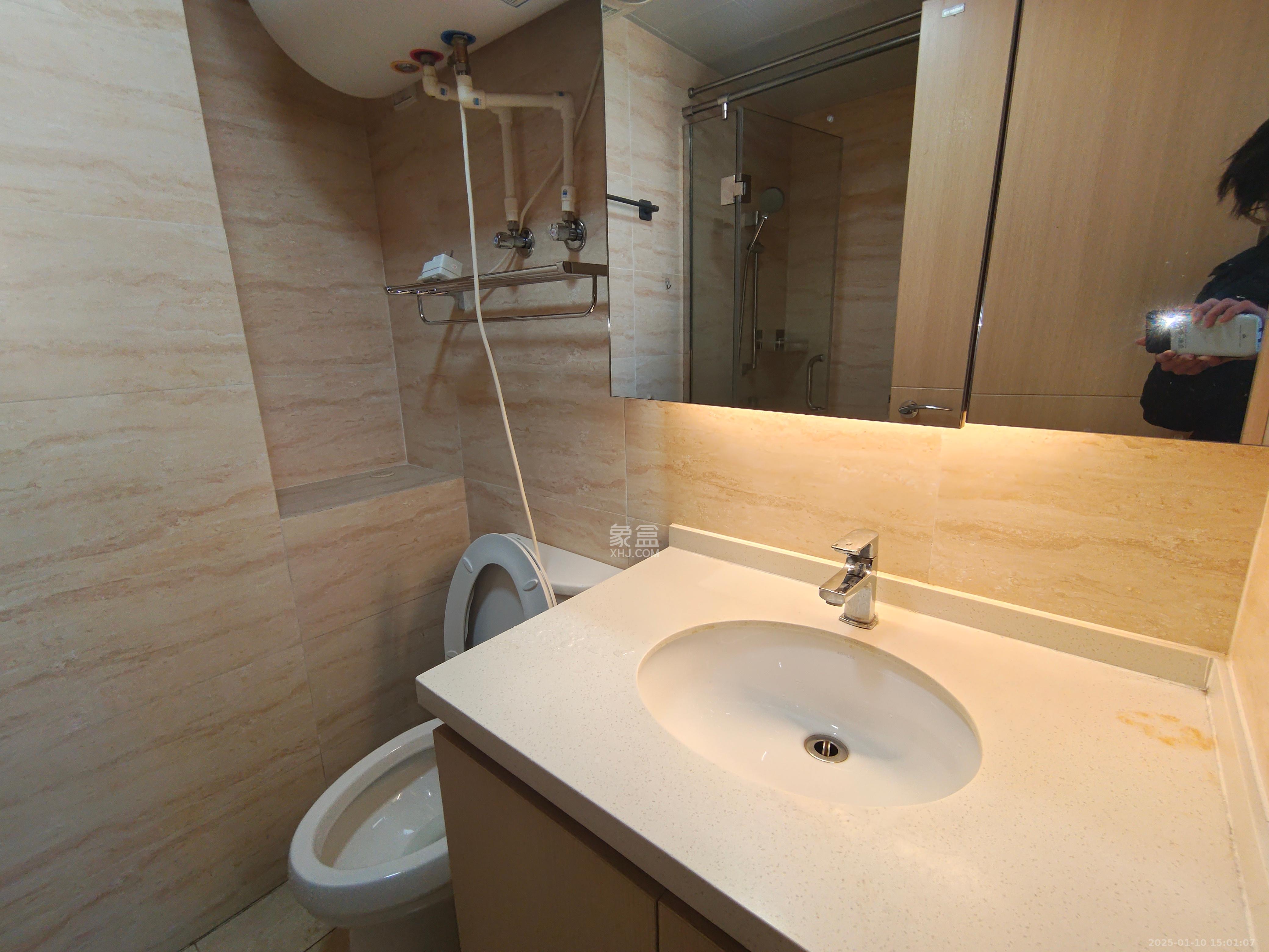 君合天玺 1室1厅1卫 1500.0元/月 君合天玺 1室1厅1卫 1500.0元/月室内图