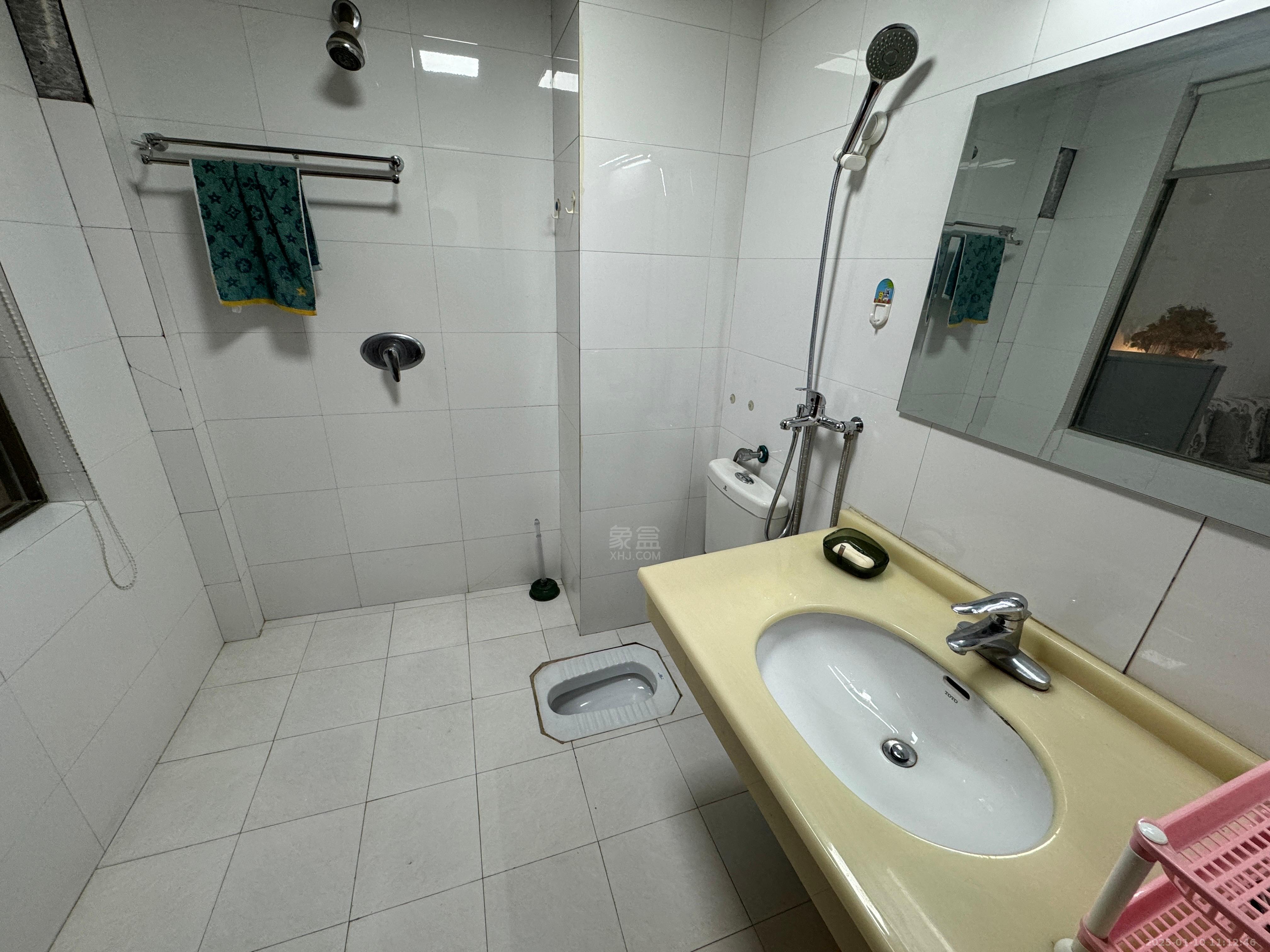 水岸春天 1室1厅1卫 1400.0元/月 水岸春天 1室1厅1卫 1400.0元/月室内图