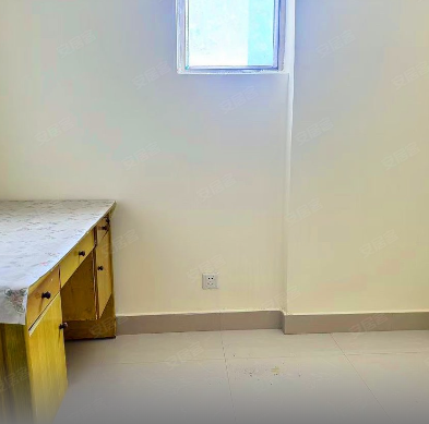 亚洲豪苑南区  3室2厅1卫    120.0万 亚洲豪苑南区  3室2厅1卫    120.0万室内图