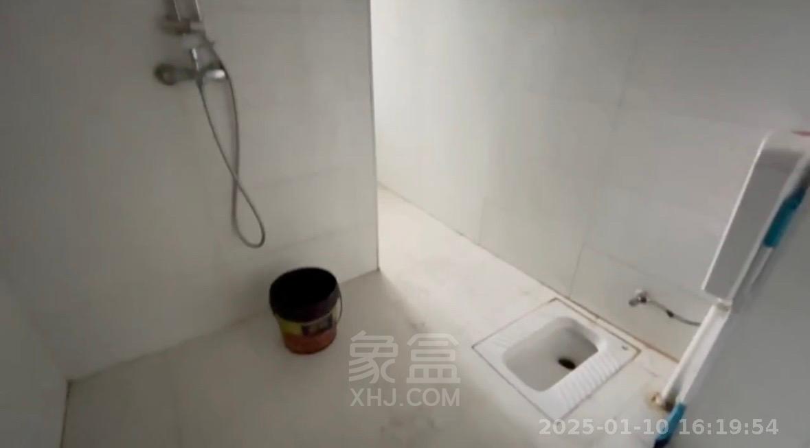 文化园三期 2室1厅1卫 1200.0元/月 文化园三期 2室1厅1卫 1200.0元/月室内图