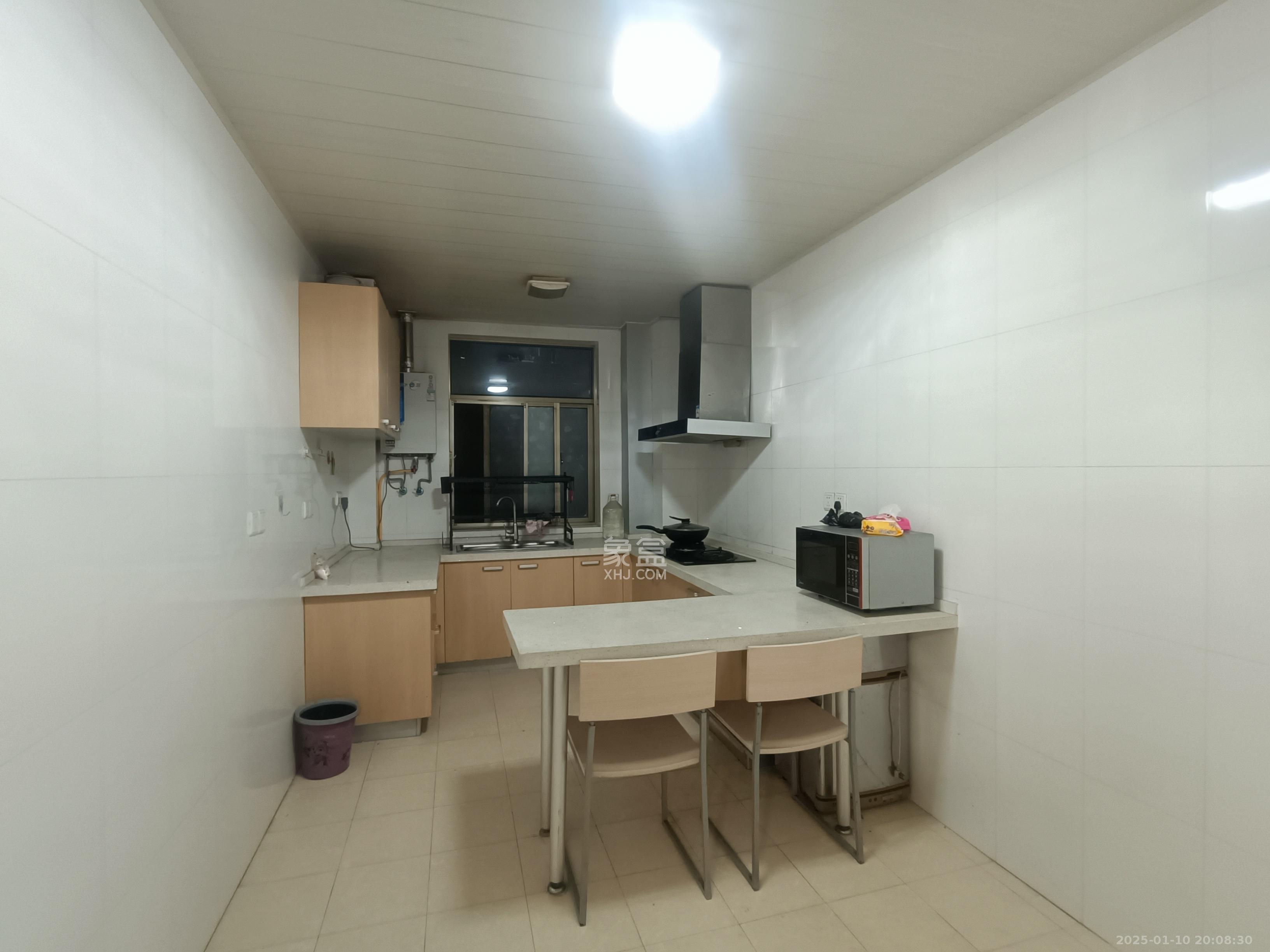 锦湘国际星城二期(锦雅苑) 3室2厅2卫 2600.0元/月 锦湘国际星城二期(锦雅苑) 3室2厅2卫 2600.0元/月室内图