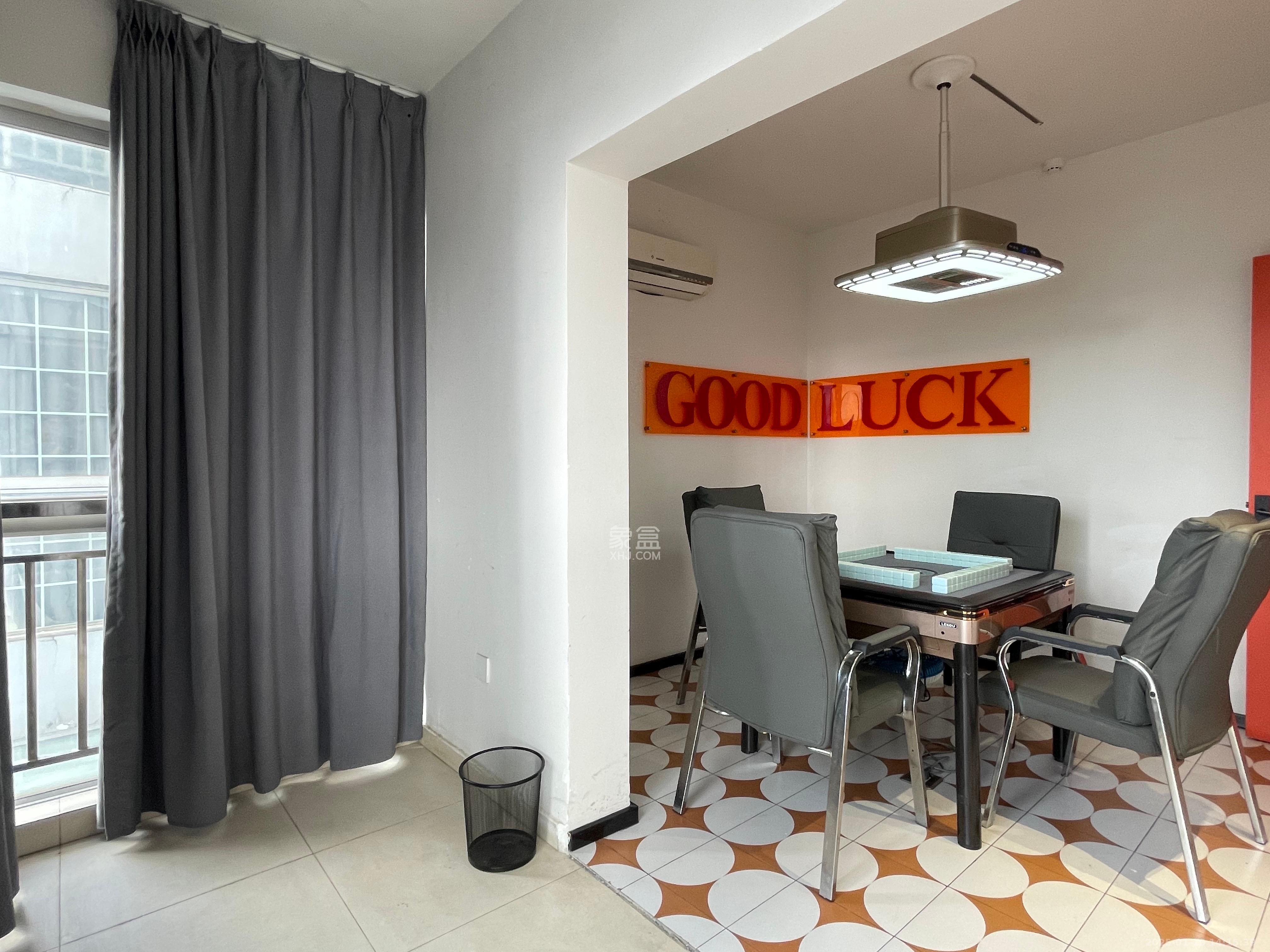 新世界百货(湖南供销大厦)  1室1厅1卫    7650.0元/月 新世界百货(湖南供销大厦)  1室1厅1卫    7650.0元/月