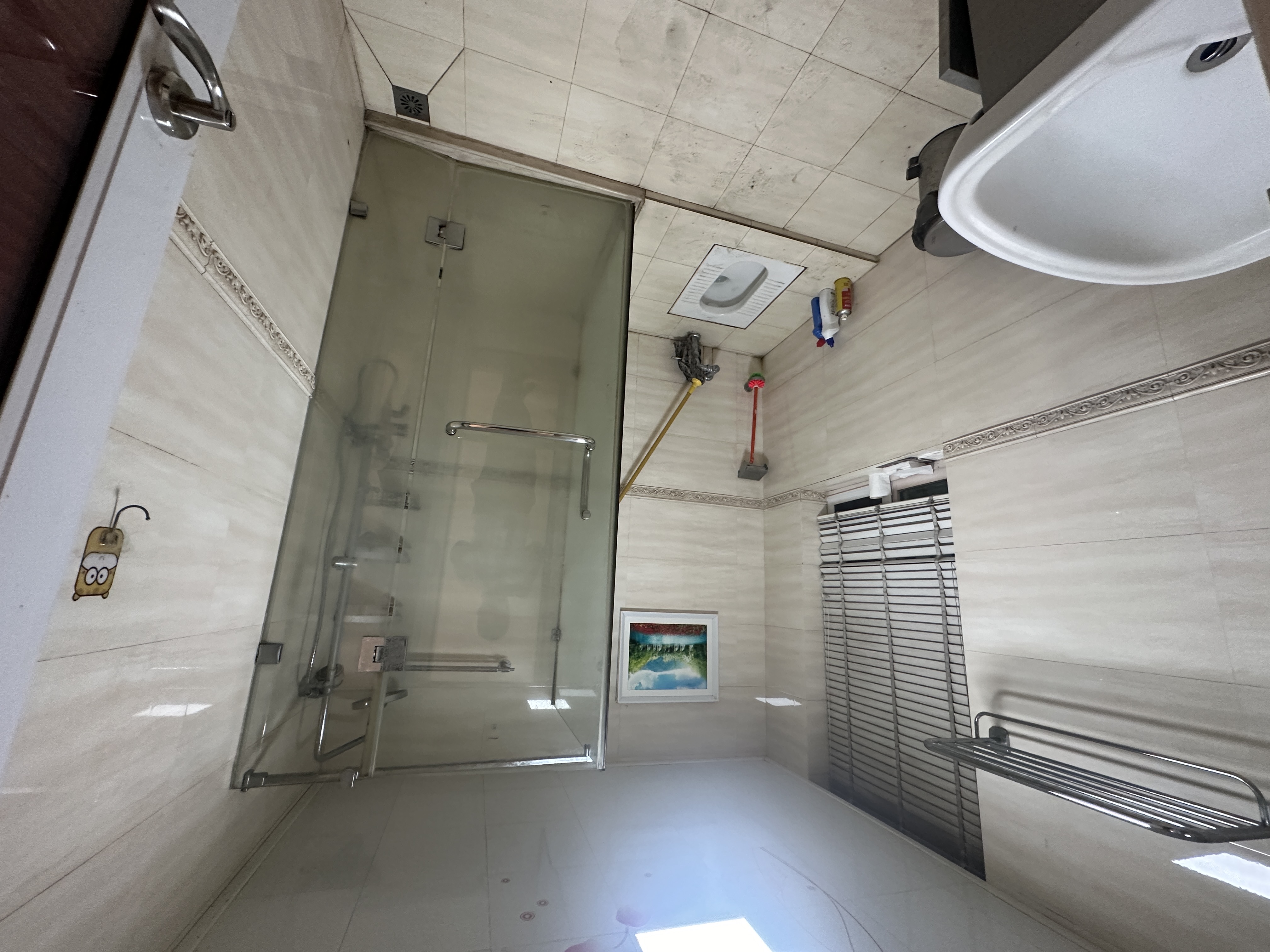 置地花园 4室2厅2卫 235.0万 置地花园 4室2厅2卫 235.0万客厅