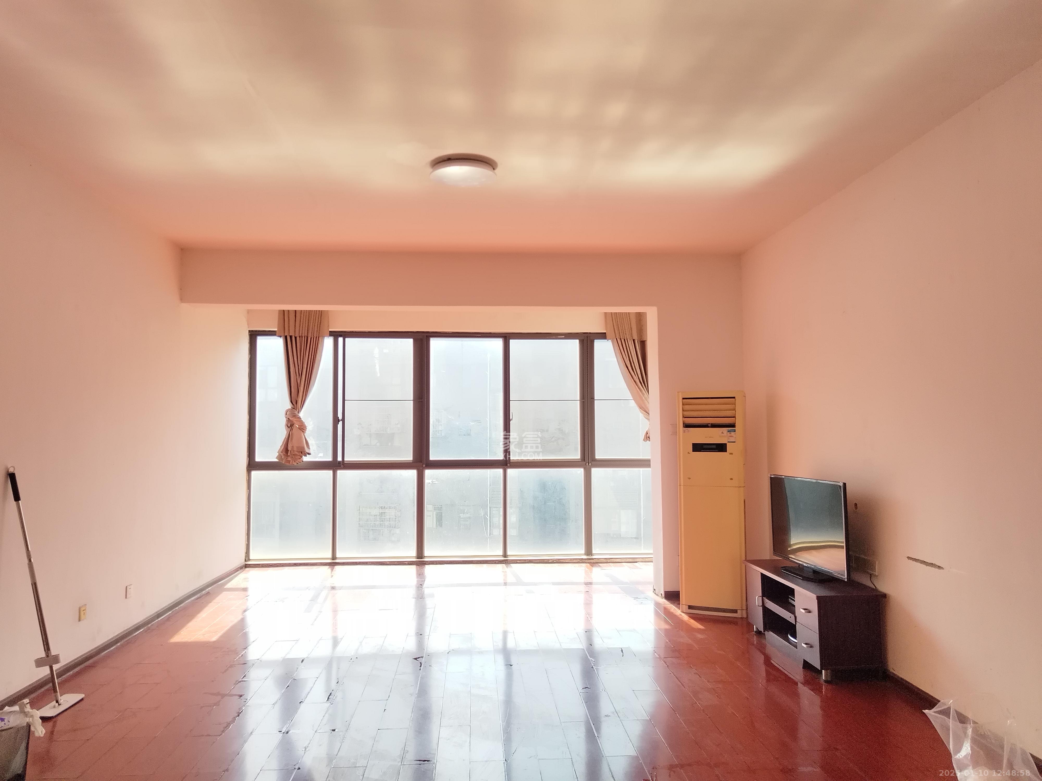 颐和佳园  4室2厅2卫    3000.0元/月 颐和佳园  4室2厅2卫    3000.0元/月