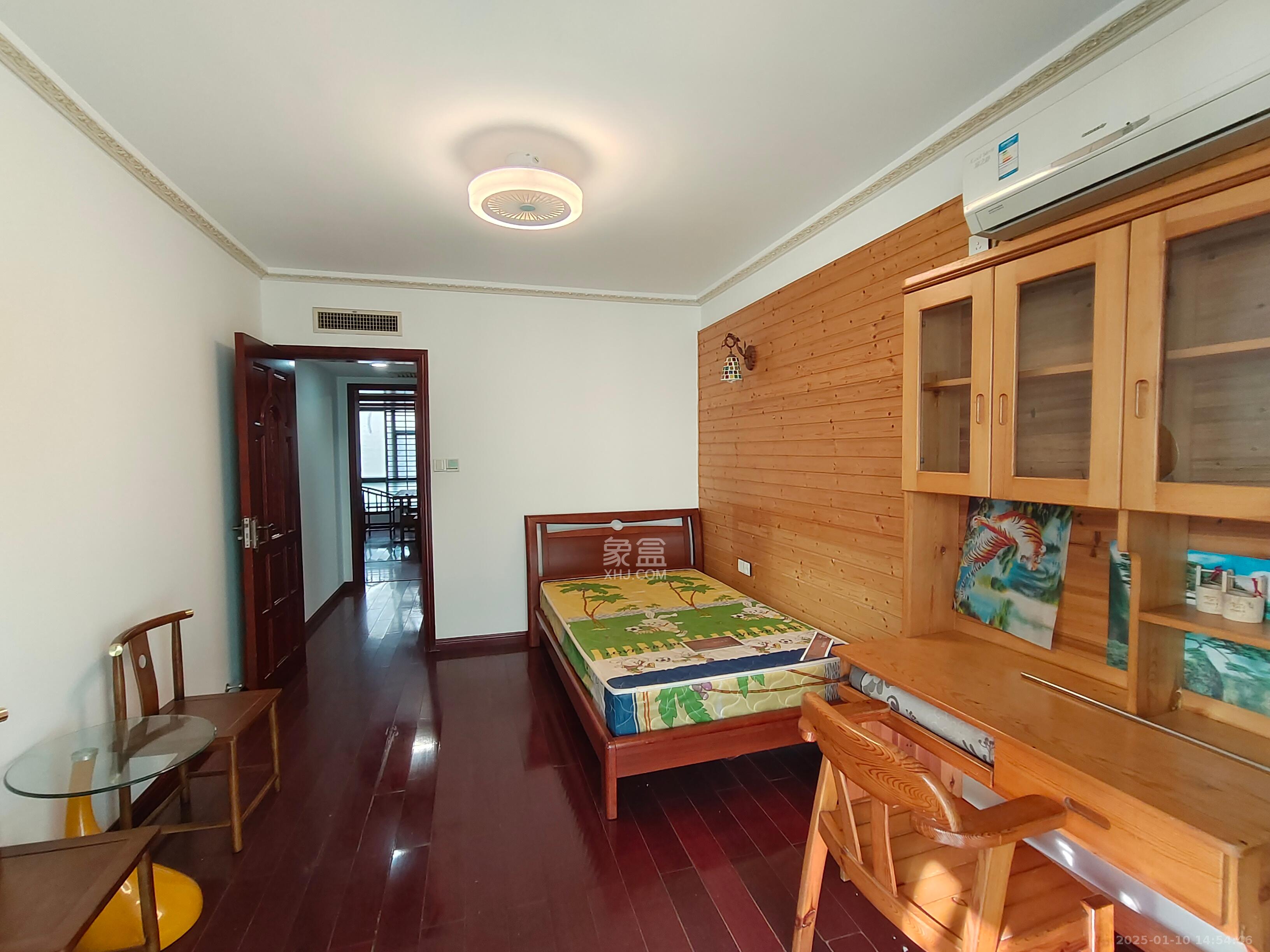 富景园 4室2厅0卫 3000.0元/月 富景园 4室2厅0卫 3000.0元/月室内图