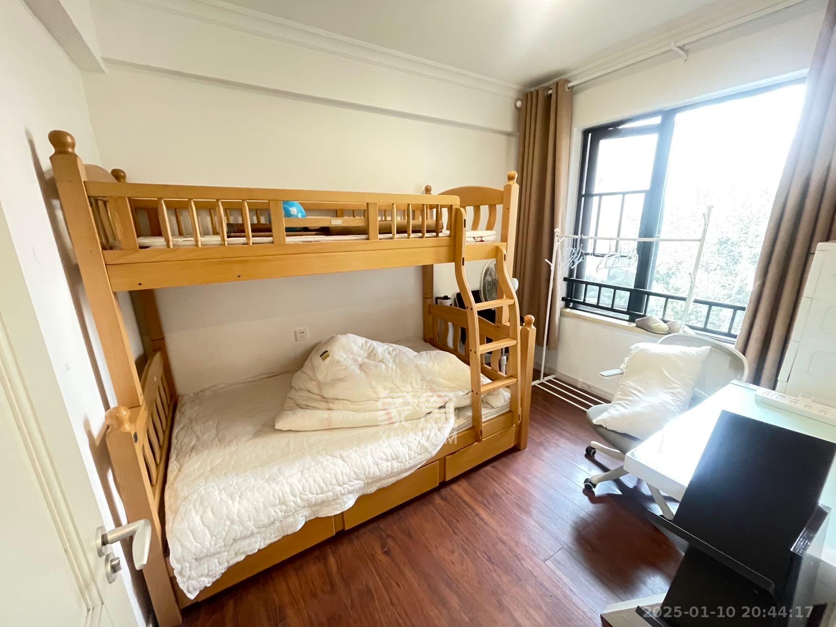 佳辉丽景鑫城  3室2厅2卫    3600.0元/月 佳辉丽景鑫城  3室2厅2卫    3600.0元/月室内图