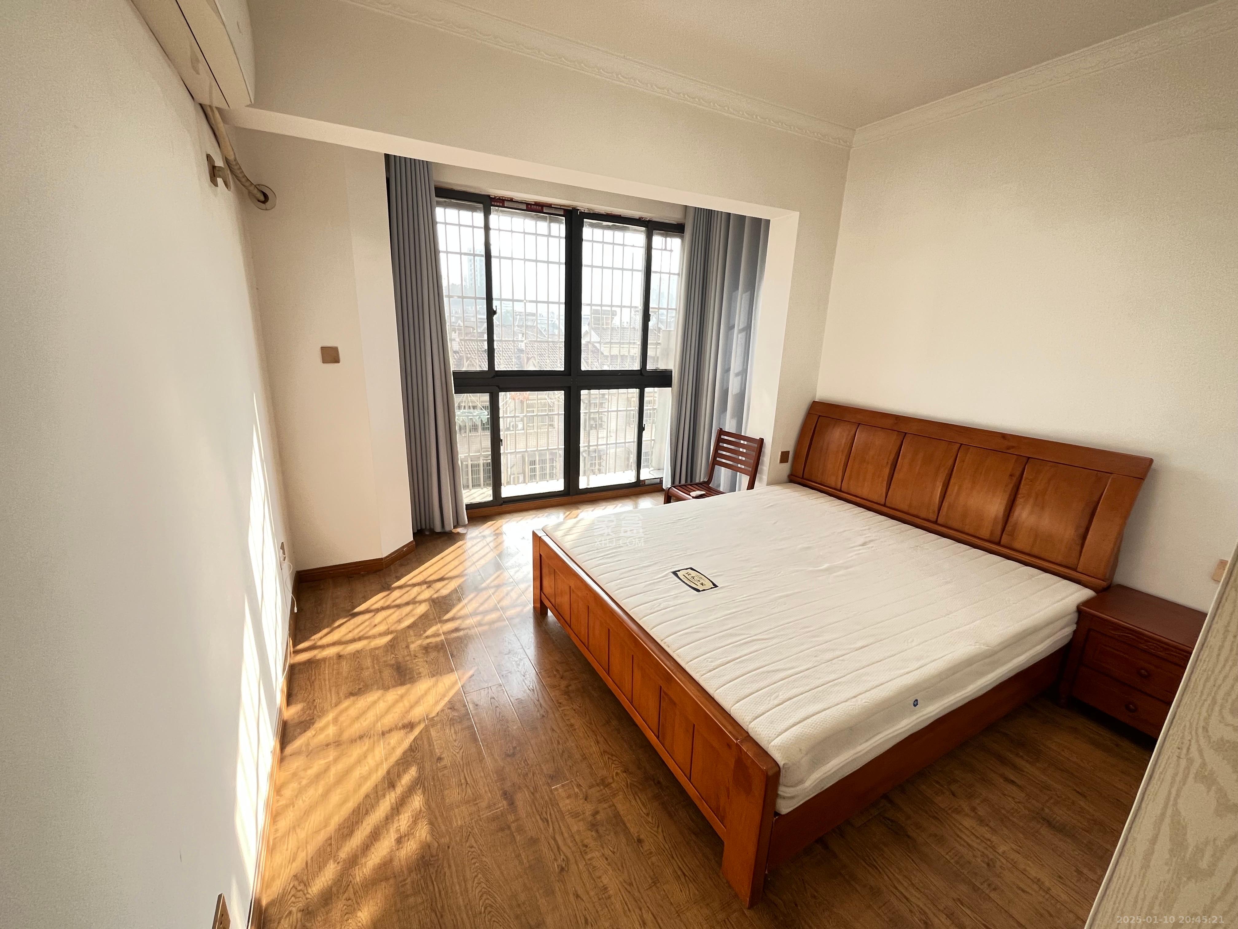 佳辉丽景鑫城  3室2厅2卫    3800.0元/月 佳辉丽景鑫城  3室2厅2卫    3800.0元/月室内图