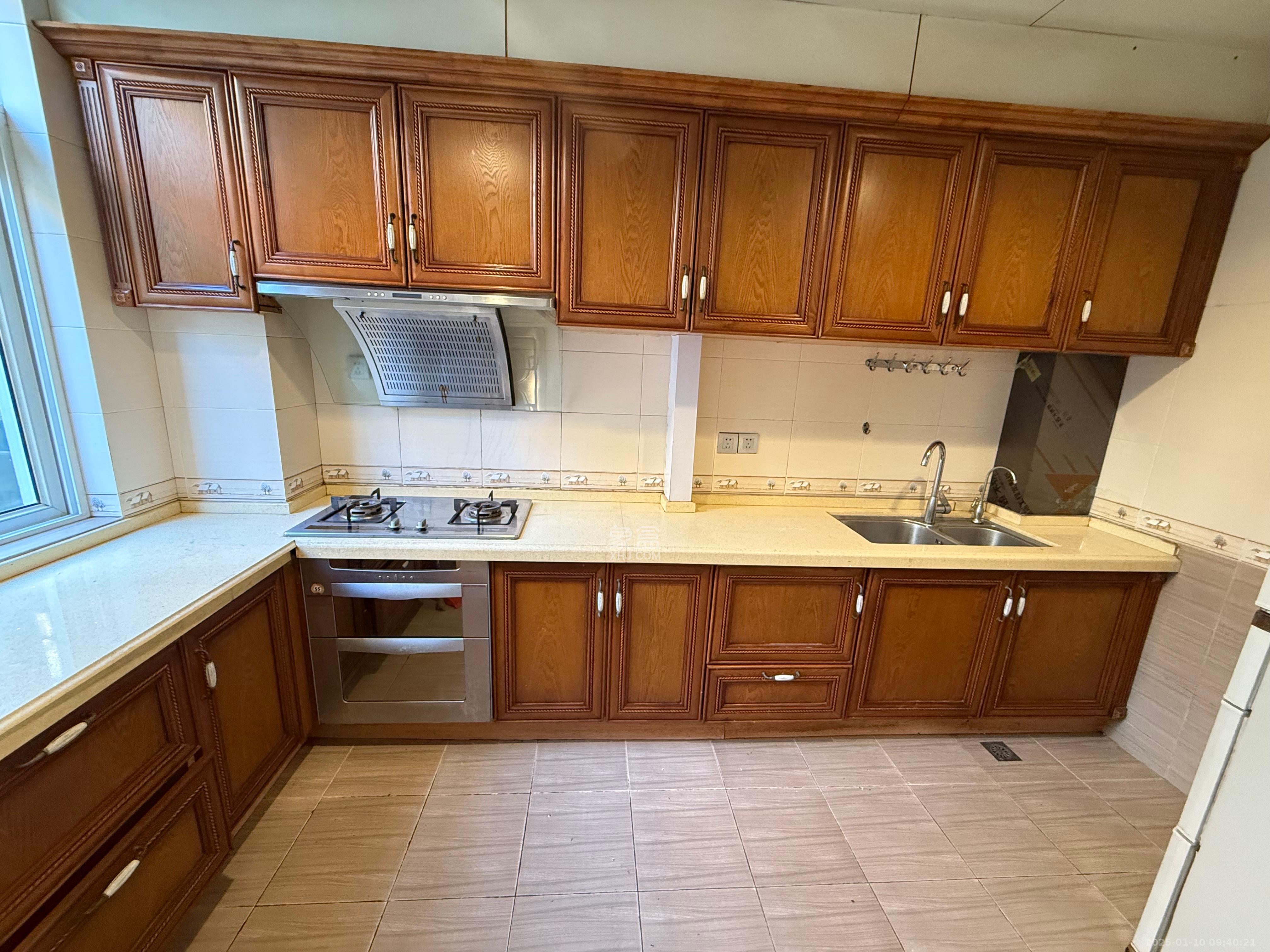 惠泽园 5室2厅2卫 6500.0元/月 惠泽园 5室2厅2卫 6500.0元/月室内图